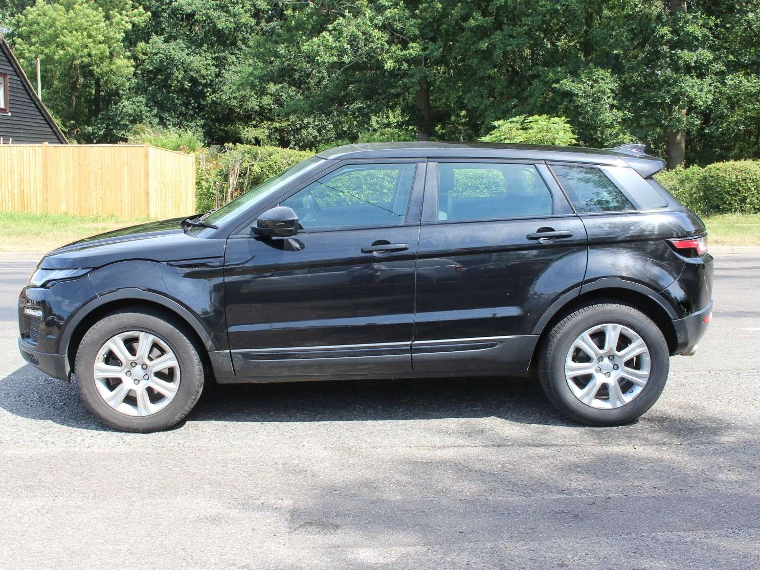 2017 LAND ROVER RANGE ROVER EVOQUE 2017 LAND ROVER RANGE ROVER EVOQUE