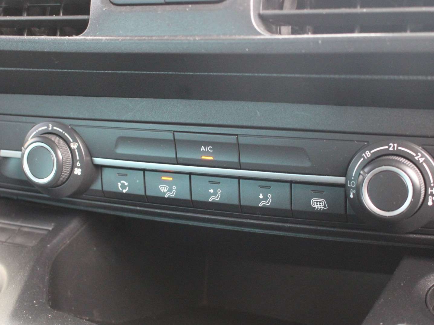 2021 PEUGEOT PARTNER 2021 PEUGEOT PARTNER