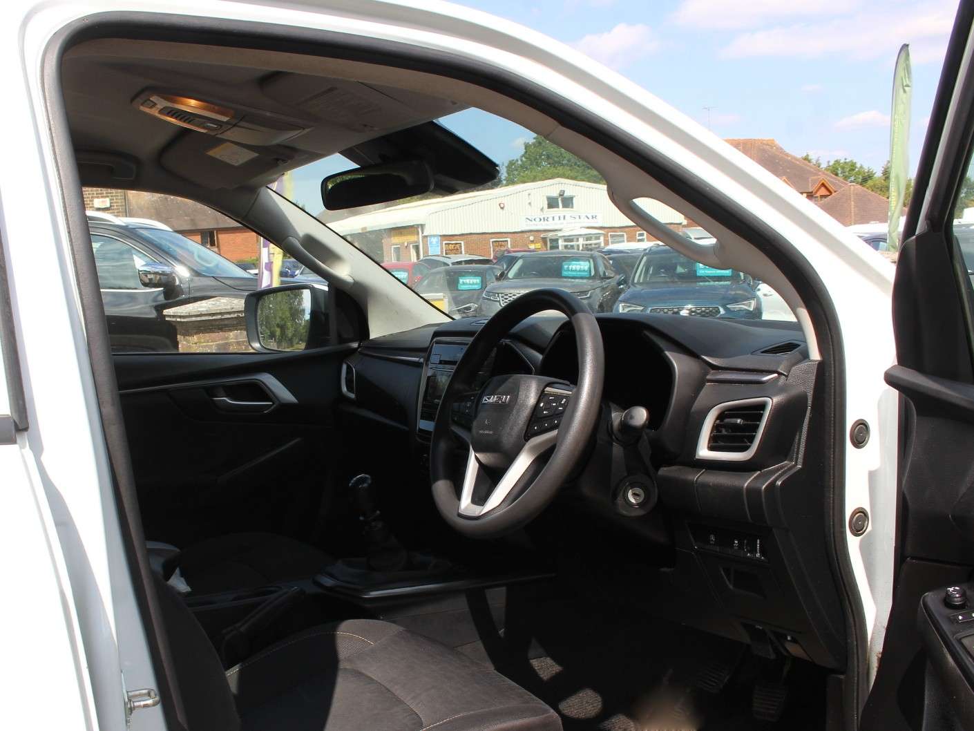 2023 ISUZU D-MAX 2023 ISUZU D-MAX