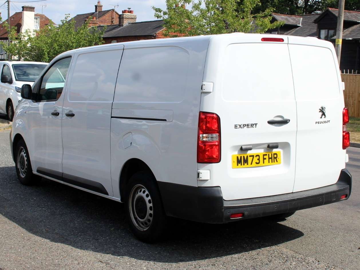 A 2023 PEUGEOT EXPERT 2.0 BlueHDi 1400 L2 Professional Premium + Long Panel Van 6dr Diesel Manual LWB Euro 6 (145 ps) A 2023 PEUGEOT EXPERT 2.0 BlueHDi 1400 L2 Professional Premium + Long Panel Van 6dr Diesel Manual LWB Euro 6 (145 ps)