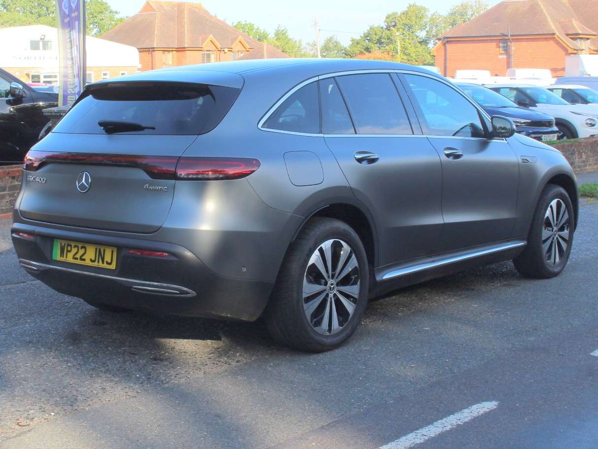 A 2022 MERCEDES-BENZ EQC EQC 400 80kWh Sport SUV 5dr Electric Auto 4MATIC (408 ps) A 2022 MERCEDES-BENZ EQC EQC 400 80kWh Sport SUV 5dr Electric Auto 4MATIC (408 ps)