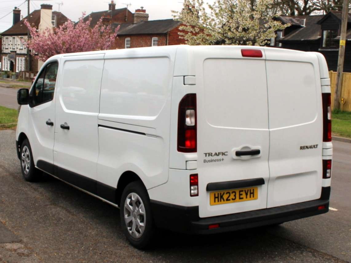 A 2023 RENAULT TRAFIC 2.0 dCi Blue LL30 Business+ Panel Van 5dr Diesel Manual L2 H1 Euro 6 (s/s) (130 ps) A 2023 RENAULT TRAFIC 2.0 dCi Blue LL30 Business+ Panel Van 5dr Diesel Manual L2 H1 Euro 6 (s/s) (130 ps)