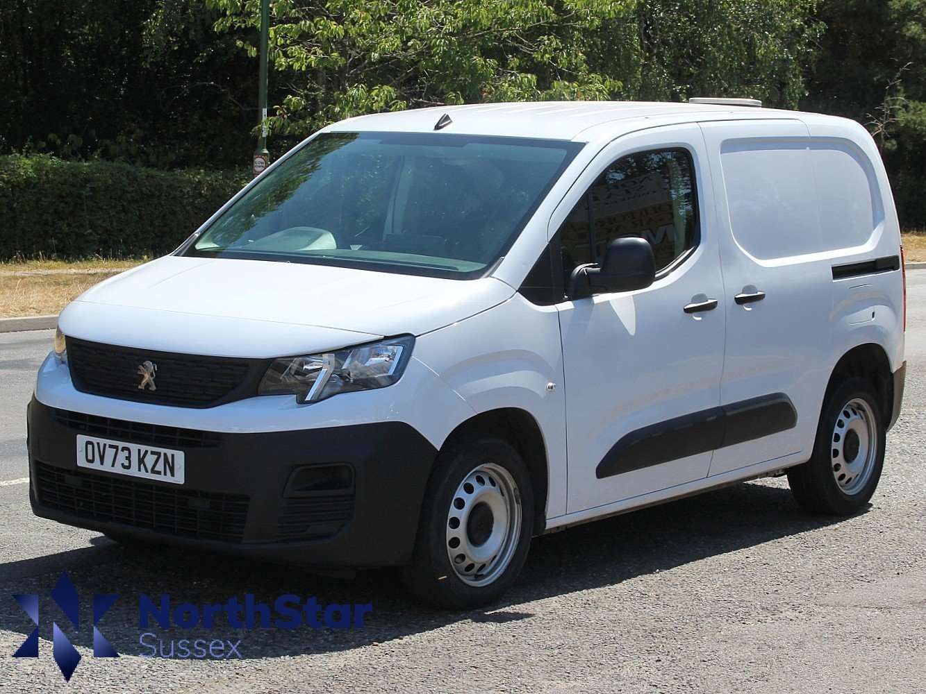 A 2023 PEUGEOT PARTNER 1.5 BlueHDi 1000 Professional Premium + Standard Panel Van 5dr Diesel Manual SWB Euro 6 (s/s) (100 bhp) A 2023 PEUGEOT PARTNER 1.5 BlueHDi 1000 Professional Premium + Standard Panel Van 5dr Diesel Manual SWB Euro 6 (s/s) (100 bhp)