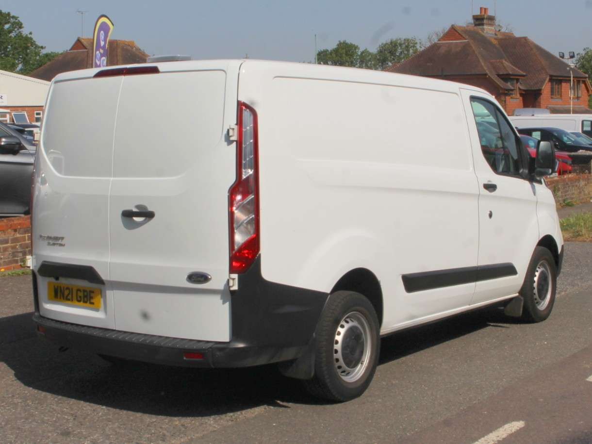 A 2021 FORD TRANSIT CUSTOM 2.0 300 EcoBlue Leader Panel Van 5dr Diesel Manual L1 H1 Euro 6 (s/s) (105 ps) A 2021 FORD TRANSIT CUSTOM 2.0 300 EcoBlue Leader Panel Van 5dr Diesel Manual L1 H1 Euro 6 (s/s) (105 ps)