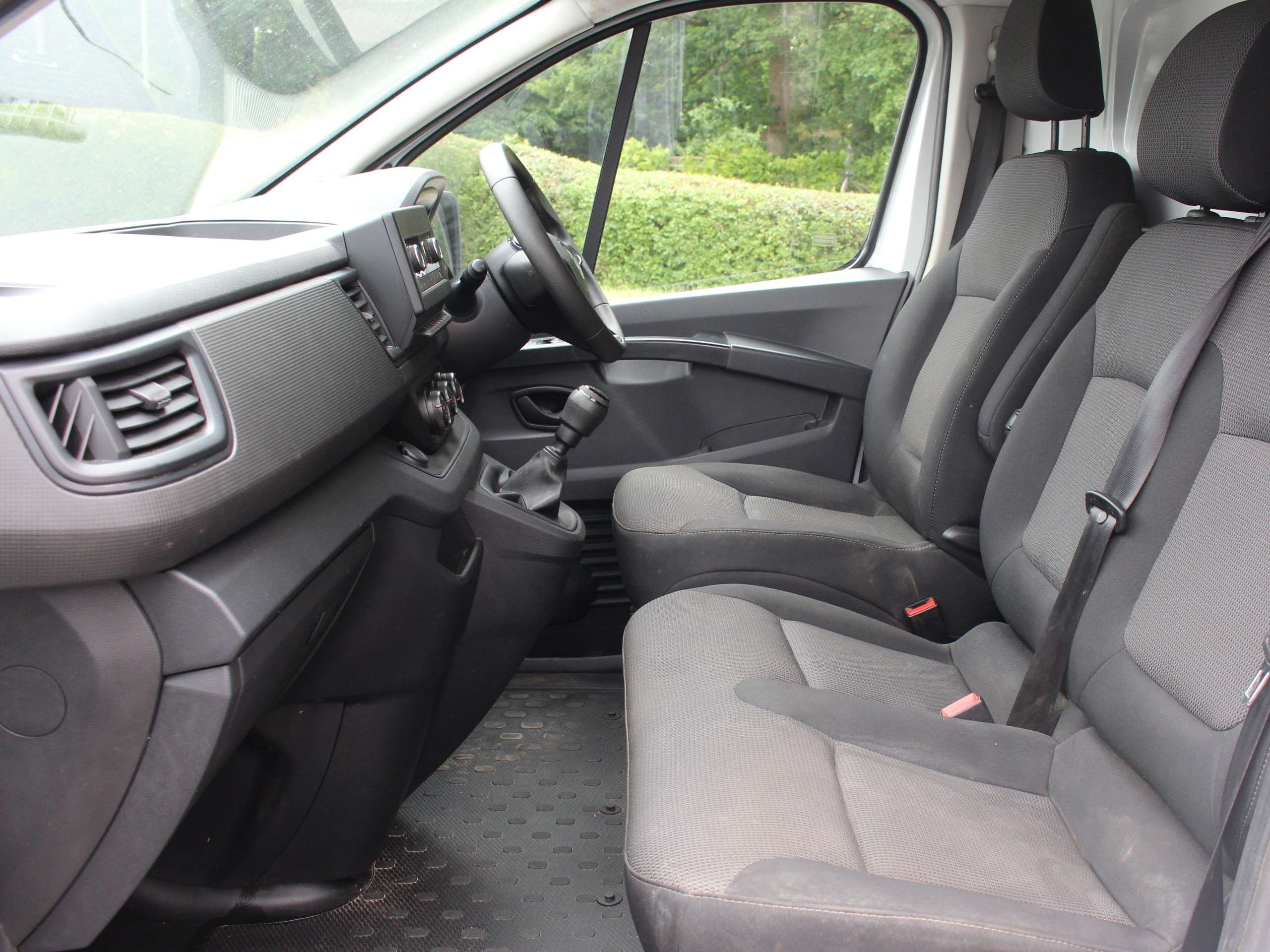 2022 RENAULT TRAFIC 2022 RENAULT TRAFIC