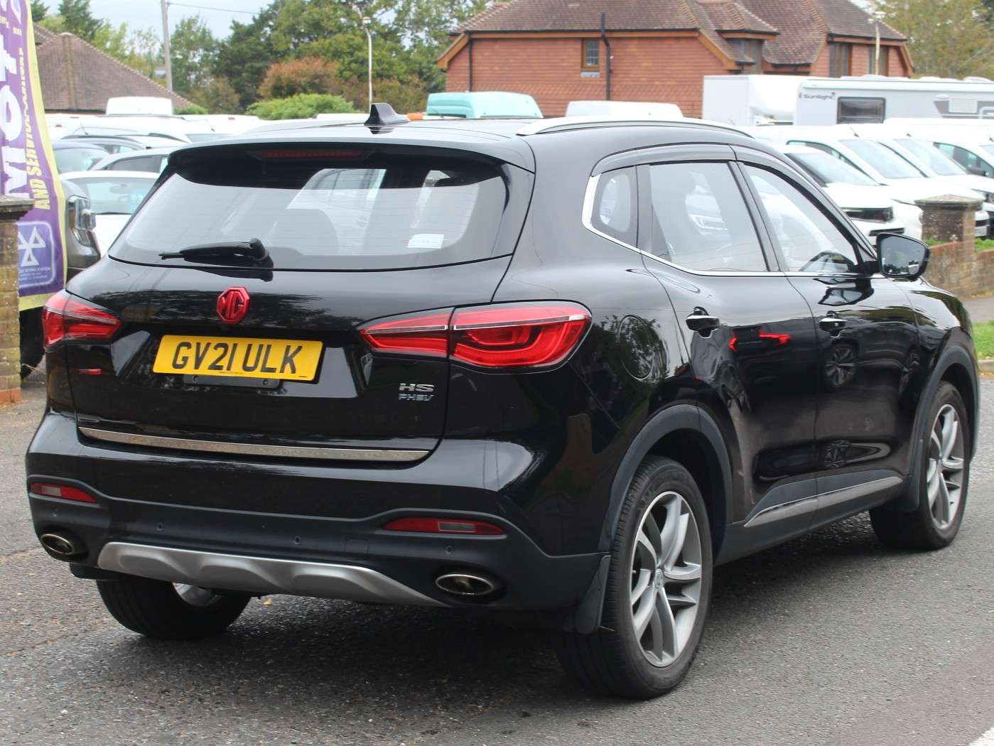 A 2021 MG HS 1.5 T-GDI 16.6kWh Exclusive SUV 5dr Petrol Plug-in Hybrid Auto Euro 6 (s/s) (258 ps) A 2021 MG HS 1.5 T-GDI 16.6kWh Exclusive SUV 5dr Petrol Plug-in Hybrid Auto Euro 6 (s/s) (258 ps)