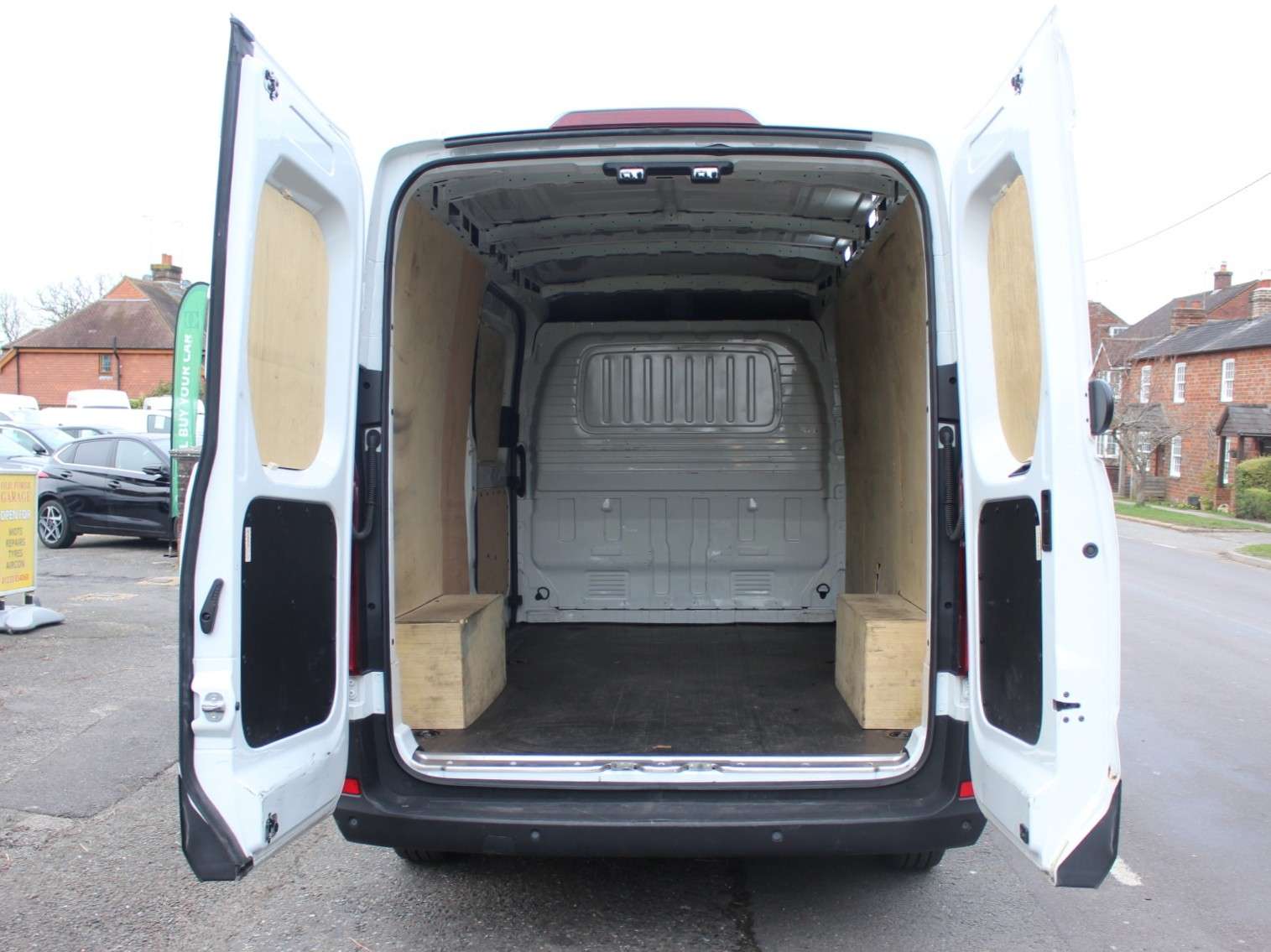 2023 MAXUS DELIVER 9 2023 MAXUS DELIVER 9