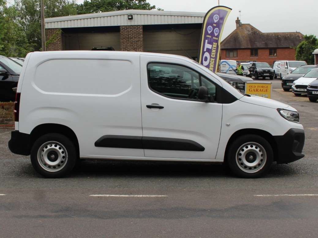2024 VAUXHALL COMBO 2024 VAUXHALL COMBO