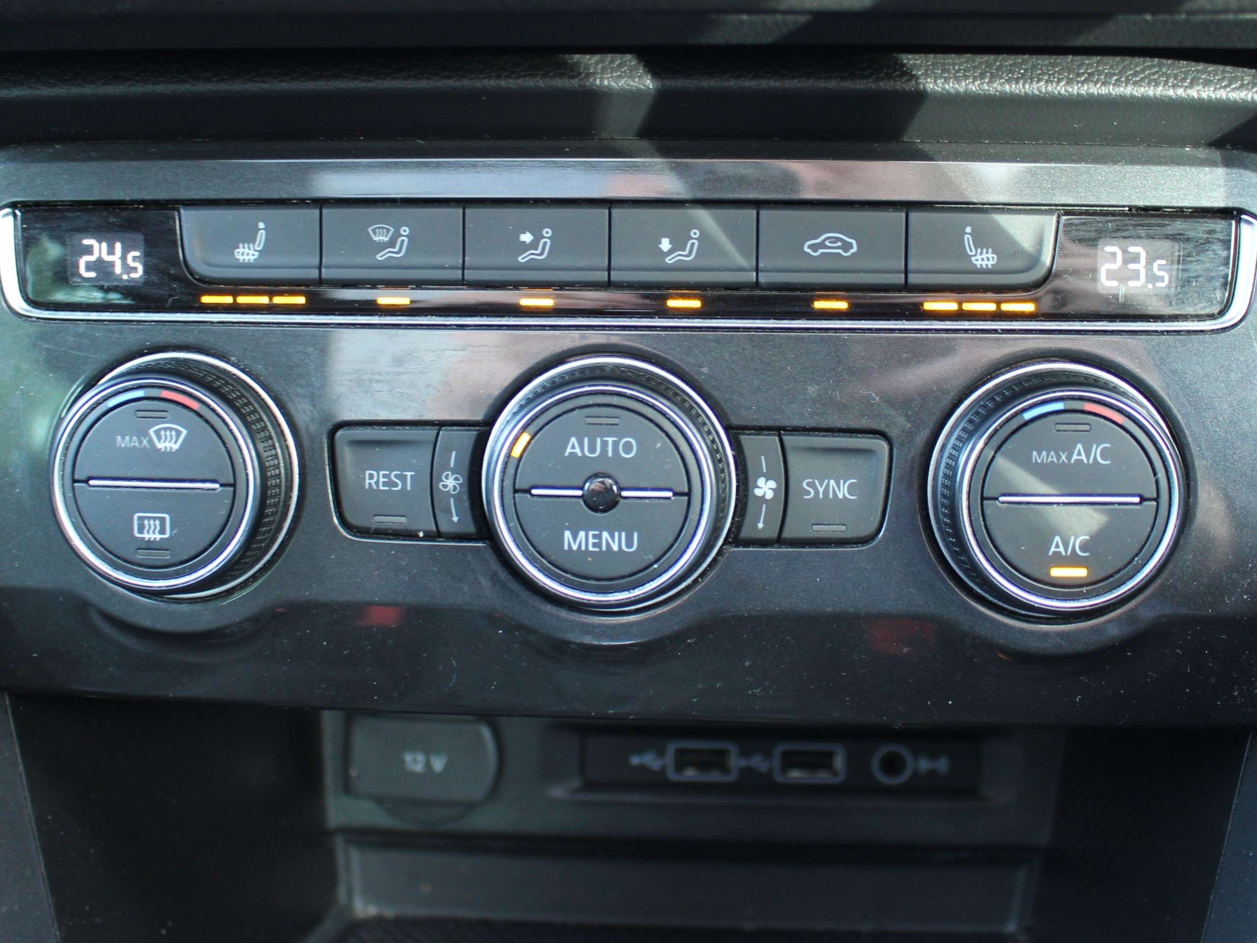 2019 VOLKSWAGEN TIGUAN 2019 VOLKSWAGEN TIGUAN