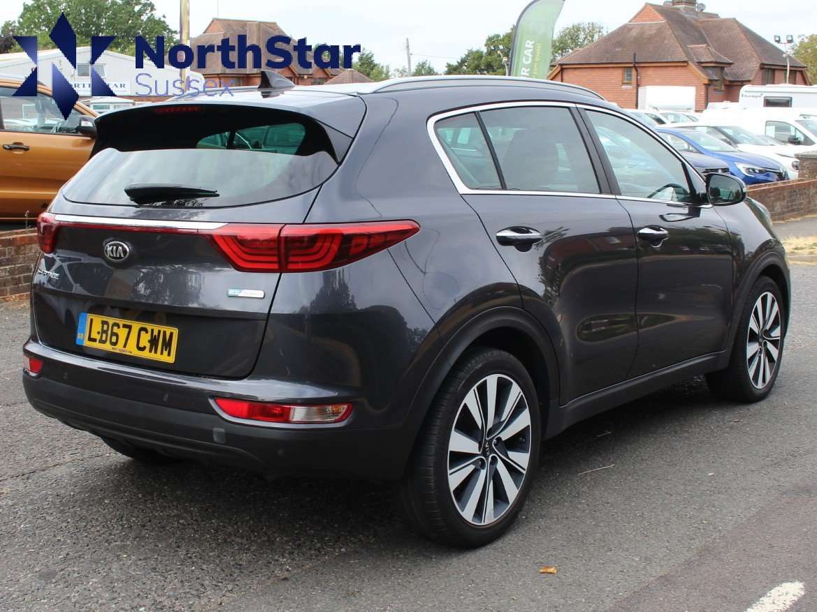 A 2018 KIA SPORTAGE 1.7 CRDi 3 SUV 5dr Diesel DCT Euro 6 (s/s) (139 bhp) A 2018 KIA SPORTAGE 1.7 CRDi 3 SUV 5dr Diesel DCT Euro 6 (s/s) (139 bhp)