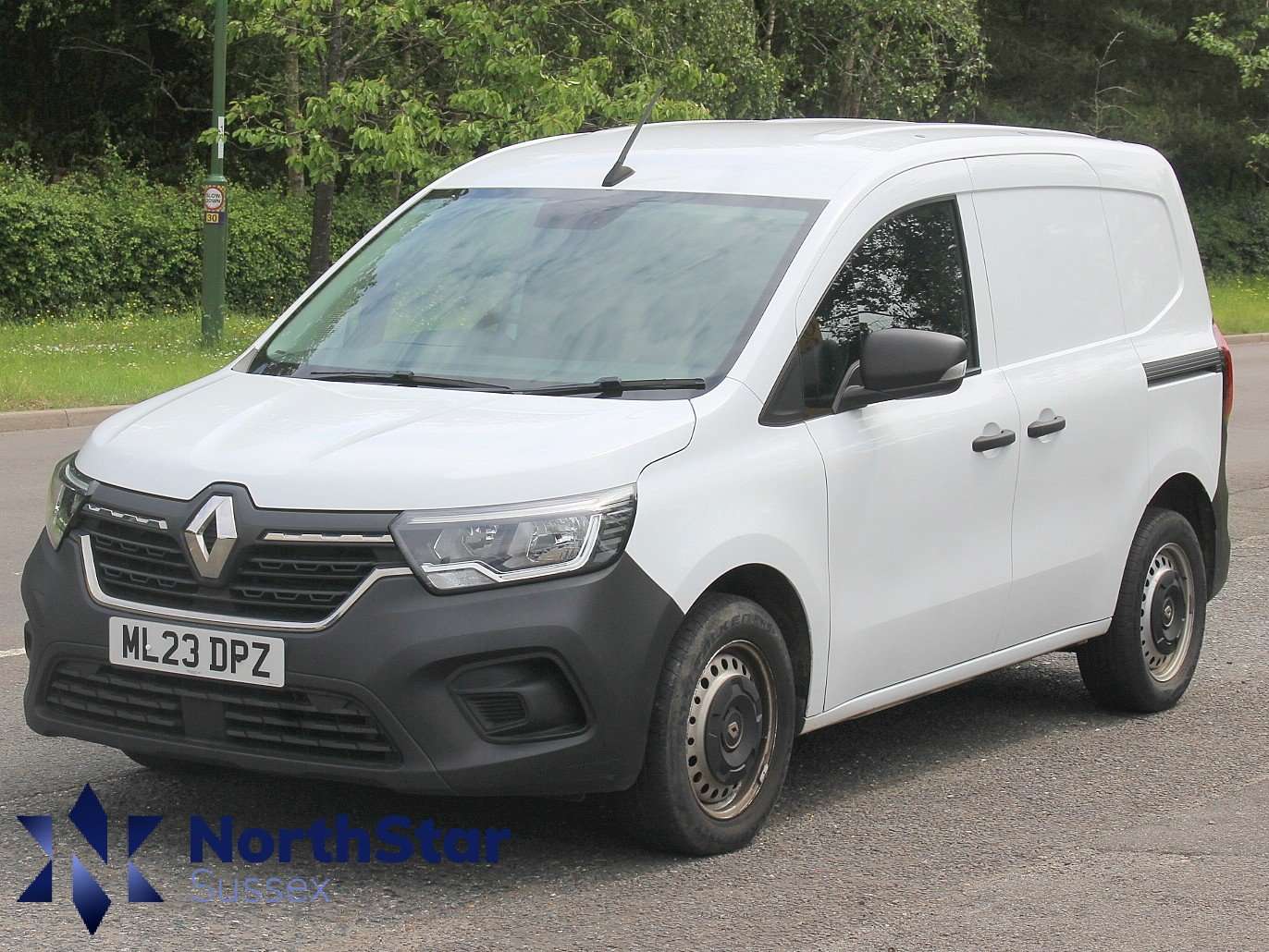 A 2023 RENAULT KANGOO 1.5 dCi Blue ENERGY ML19 Start Panel Van 6dr Diesel Manual MWB Euro 6 (s/s) (95 ps) A 2023 RENAULT KANGOO 1.5 dCi Blue ENERGY ML19 Start Panel Van 6dr Diesel Manual MWB Euro 6 (s/s) (95 ps)