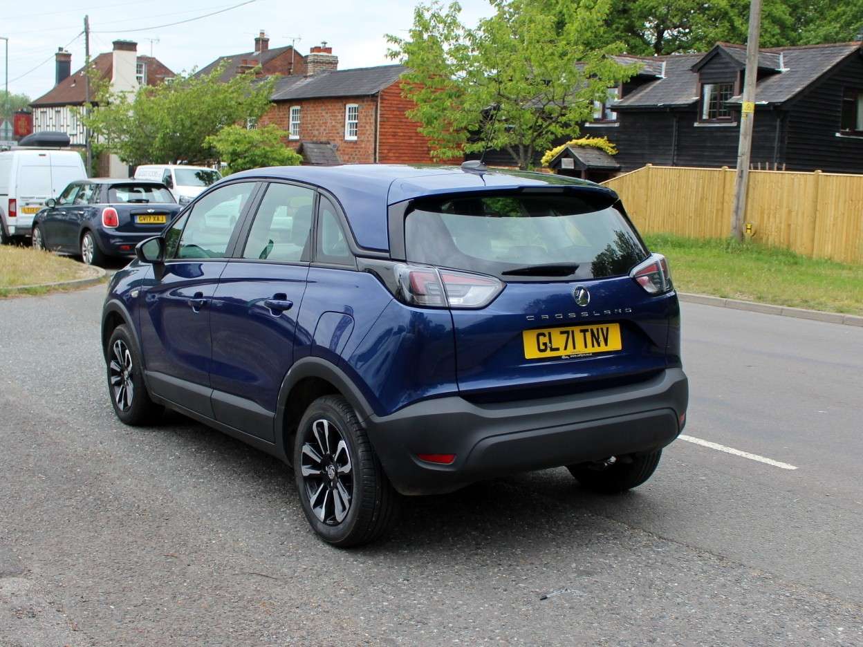 A 2021 VAUXHALL CROSSLAND 1.2 Turbo SE Edition SUV 5dr Petrol Manual Euro 6 (s/s) (110 ps) A 2021 VAUXHALL CROSSLAND 1.2 Turbo SE Edition SUV 5dr Petrol Manual Euro 6 (s/s) (110 ps)