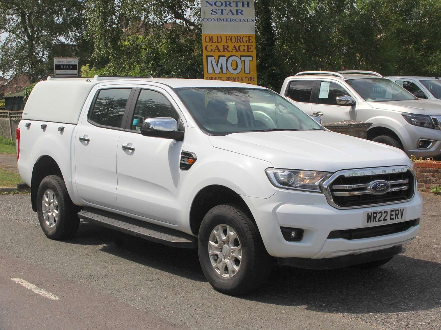 A 2022 FORD RANGER 2.0 EcoBlue XLT Pickup Double Cab 4dr Diesel Manual 4WD Euro 6 (s/s) (170 ps) A 2022 FORD RANGER 2.0 EcoBlue XLT Pickup Double Cab 4dr Diesel Manual 4WD Euro 6 (s/s) (170 ps)