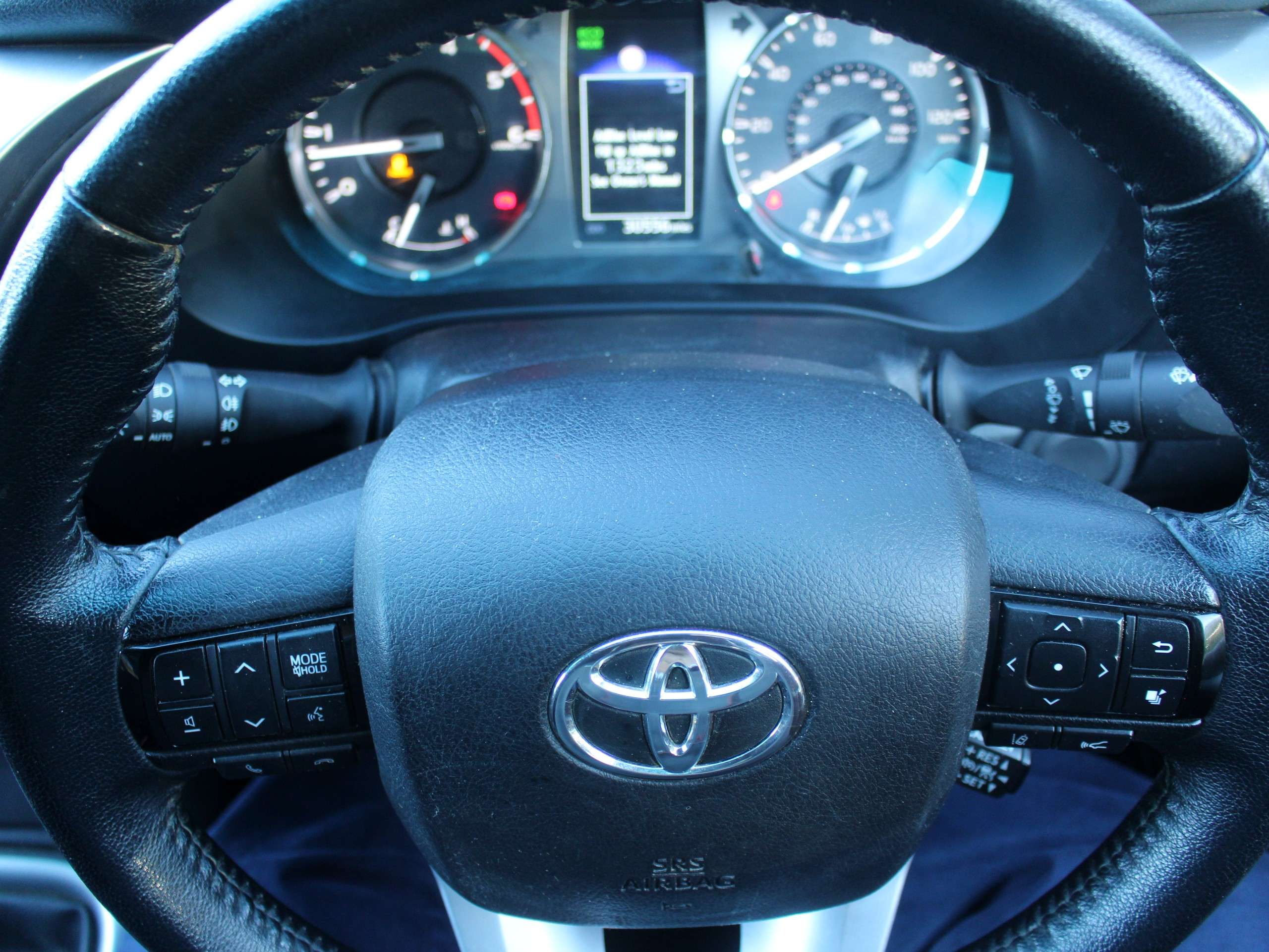 2021 TOYOTA HILUX 2021 TOYOTA HILUX