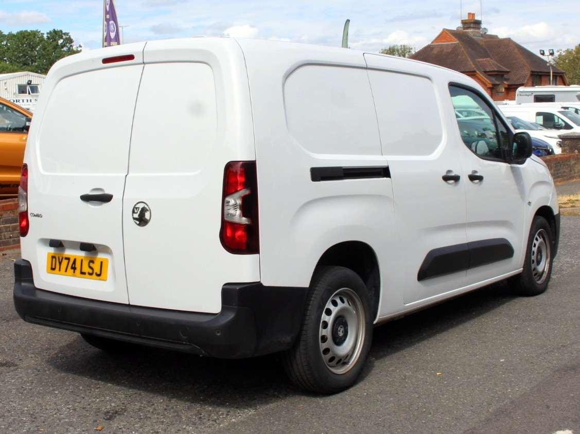 A 2024 VAUXHALL COMBO 1.5 Turbo D 2300 Prime XL L2H1 Panel Van 6dr Diesel Manual LWB Euro 6 (s/s) (100 ps) A 2024 VAUXHALL COMBO 1.5 Turbo D 2300 Prime XL L2H1 Panel Van 6dr Diesel Manual LWB Euro 6 (s/s) (100 ps)