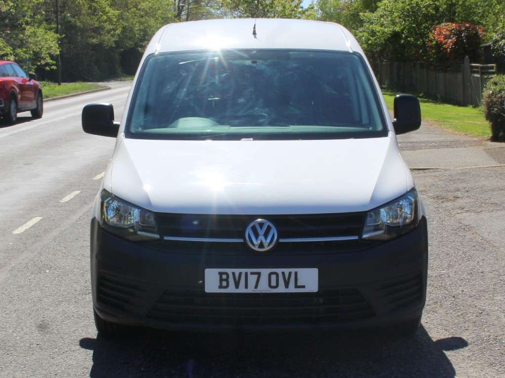 A 2017 VOLKSWAGEN CADDY MAXI 2.0 TDI C20 BlueMotion Tech Startline Panel Van 6dr Diesel Manual LWB Euro 6 (s/s) (102 ps) A 2017 VOLKSWAGEN CADDY MAXI 2.0 TDI C20 BlueMotion Tech Startline Panel Van 6dr Diesel Manual LWB Euro 6 (s/s) (102 ps)