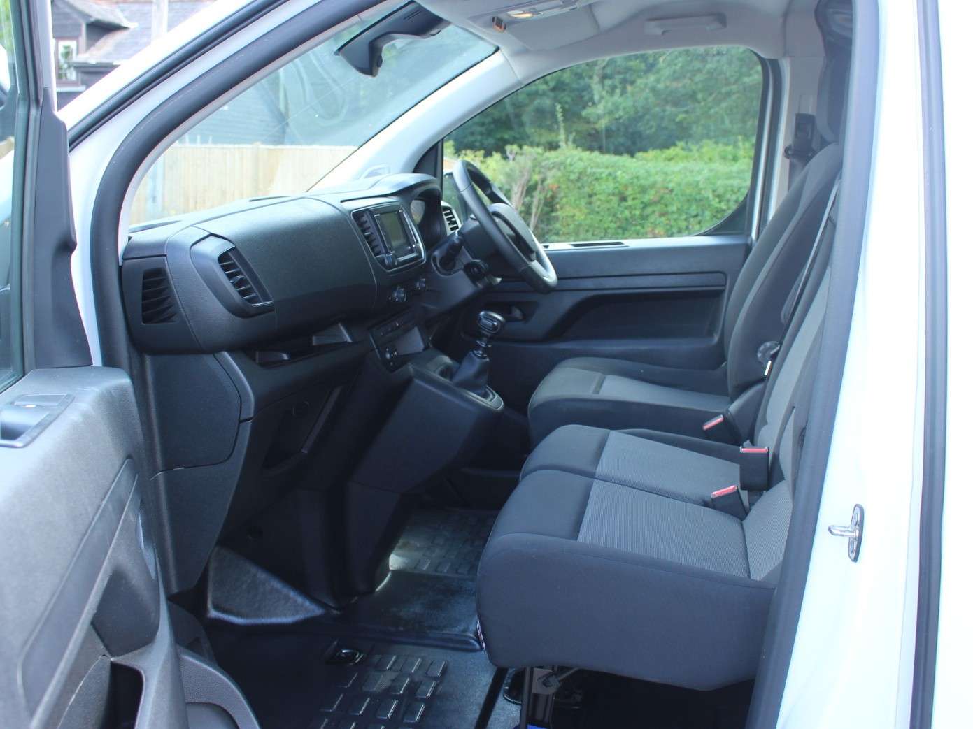 A 2023 PEUGEOT EXPERT 2.0 BlueHDi 1400 Asphalt L2 Premium + Long Panel Van 6dr Diesel Manual LWB Euro 6 (s/s) (145 ps) A 2023 PEUGEOT EXPERT 2.0 BlueHDi 1400 Asphalt L2 Premium + Long Panel Van 6dr Diesel Manual LWB Euro 6 (s/s) (145 ps)