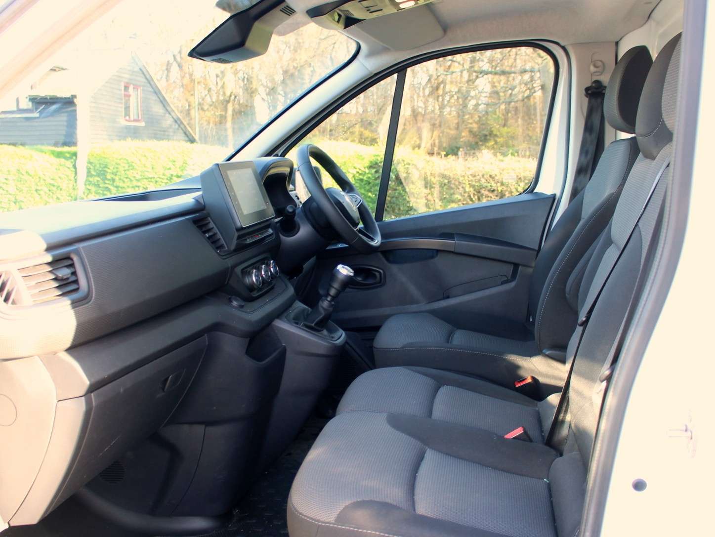 2024 RENAULT TRAFIC 2024 RENAULT TRAFIC