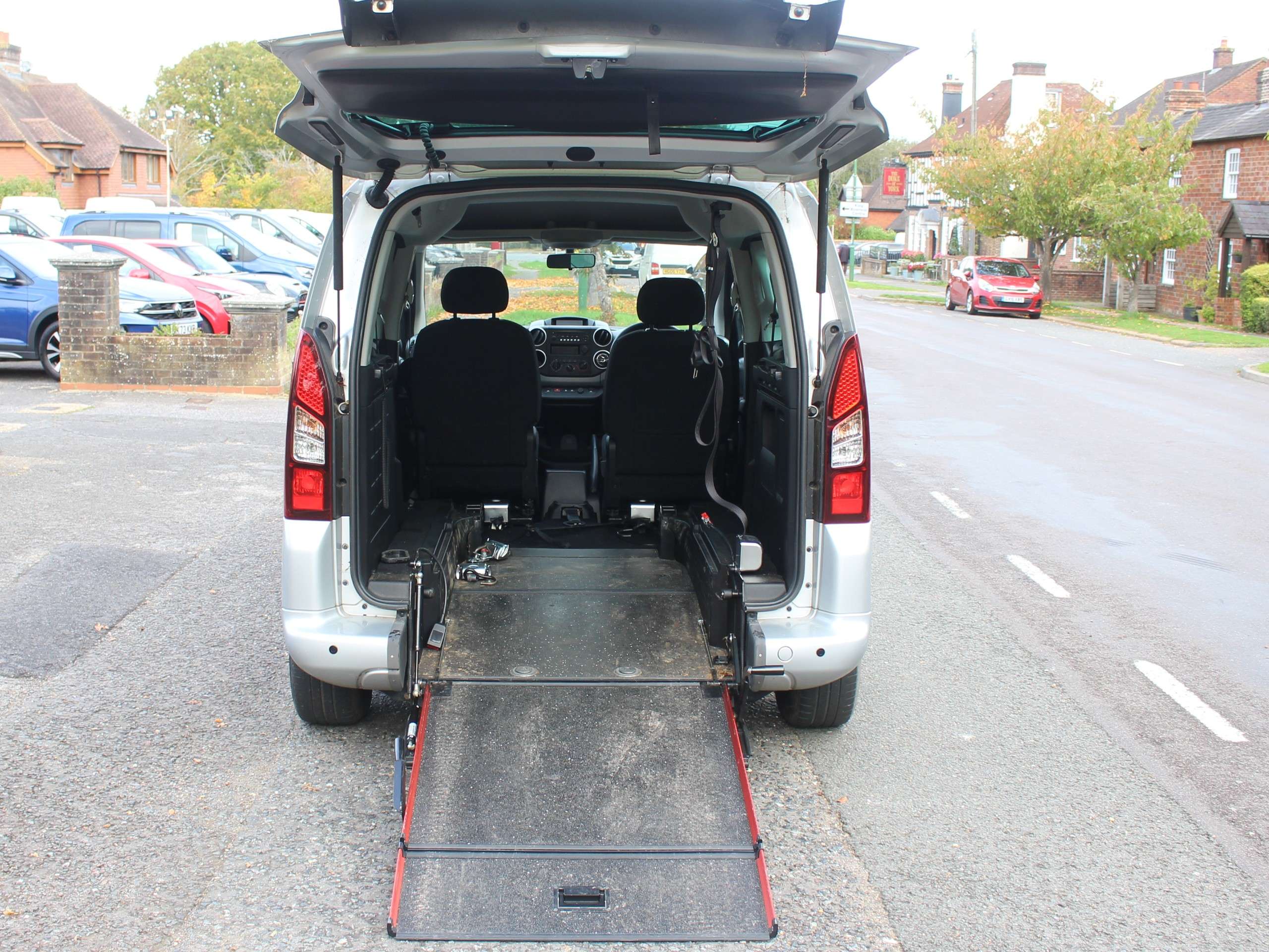 2017 PEUGEOT PARTNER TEPEE 2017 PEUGEOT PARTNER TEPEE