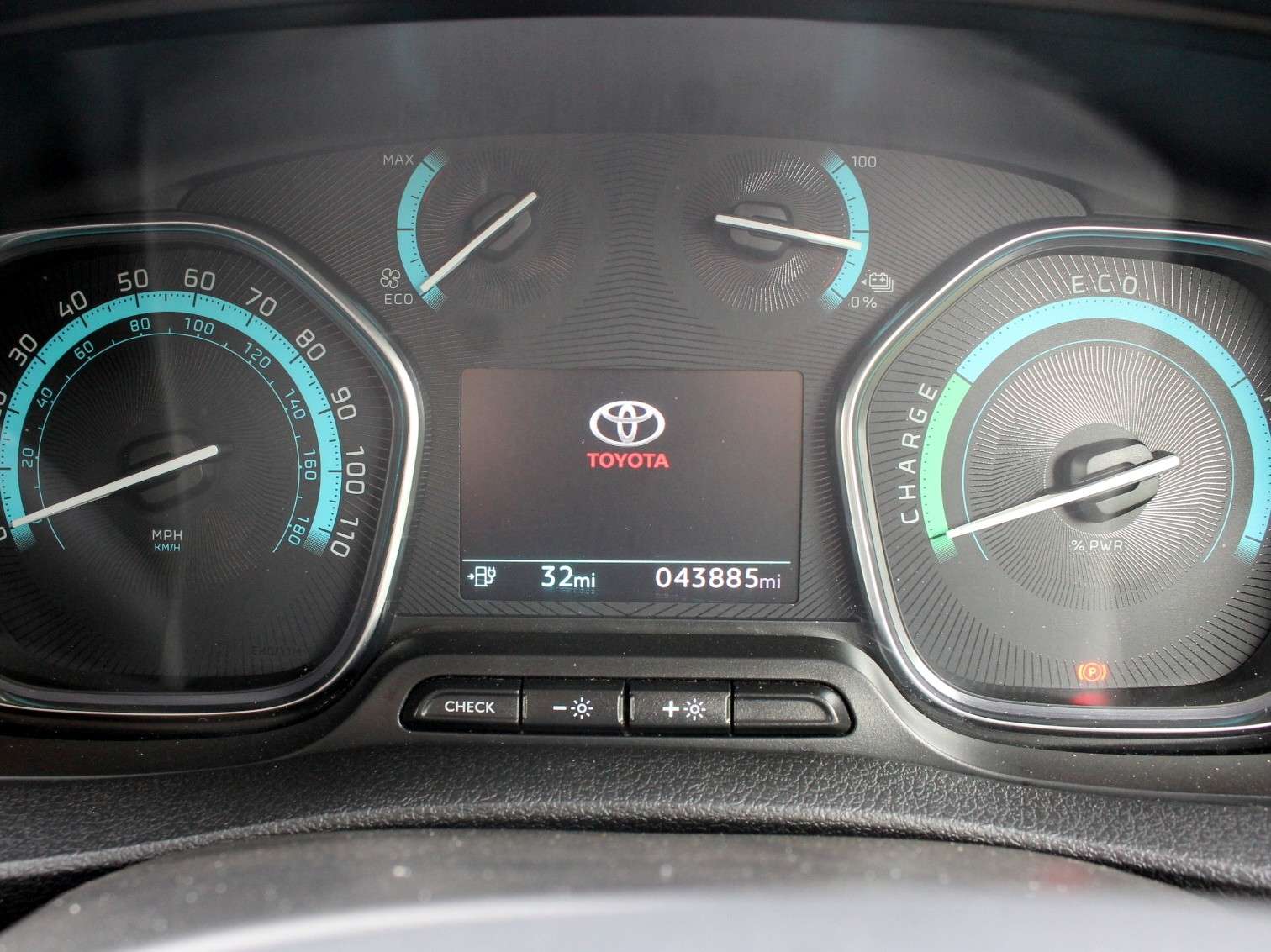 2021 TOYOTA PROACE 2021 TOYOTA PROACE