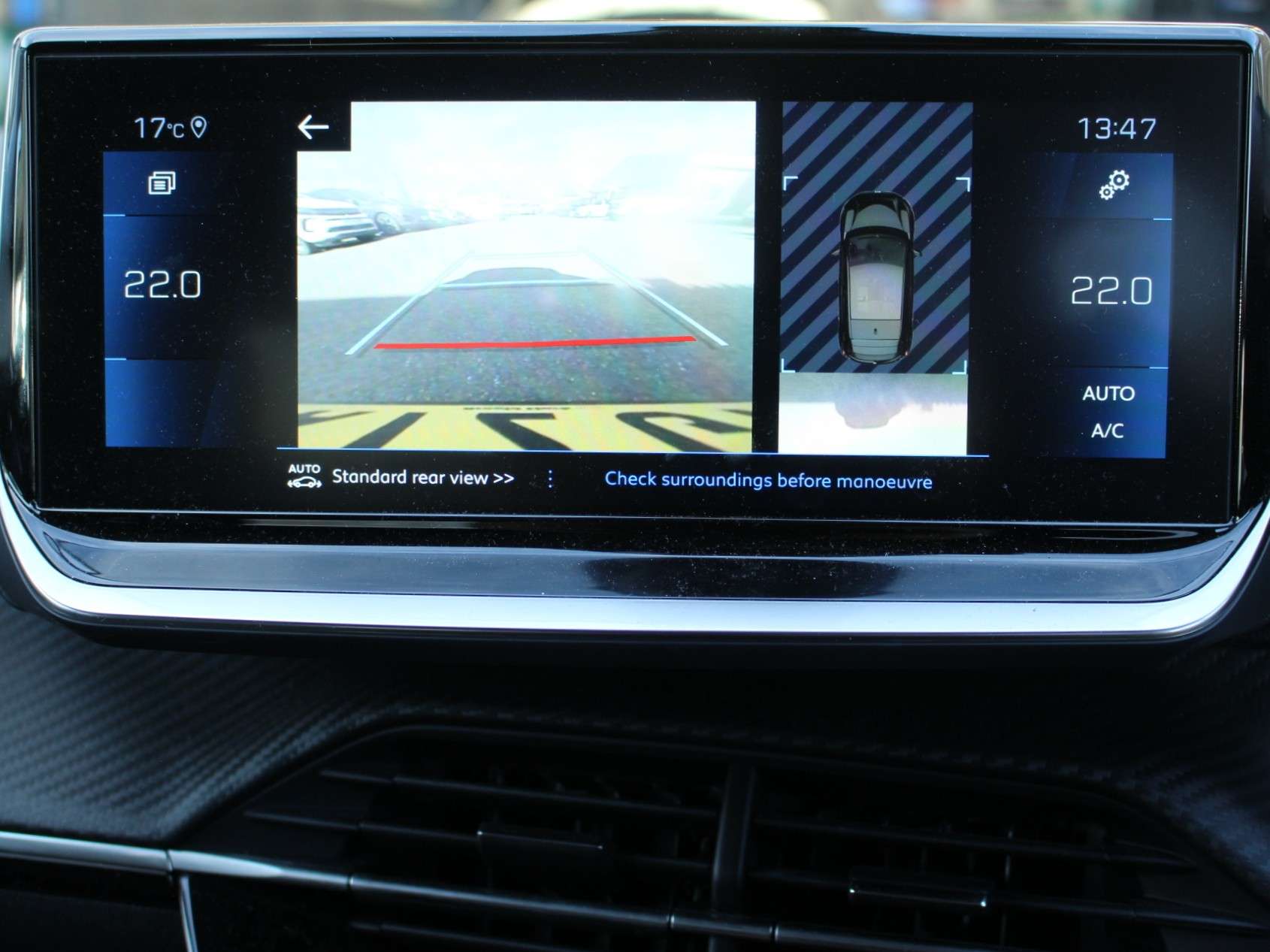 2022 PEUGEOT 208 2022 PEUGEOT 208