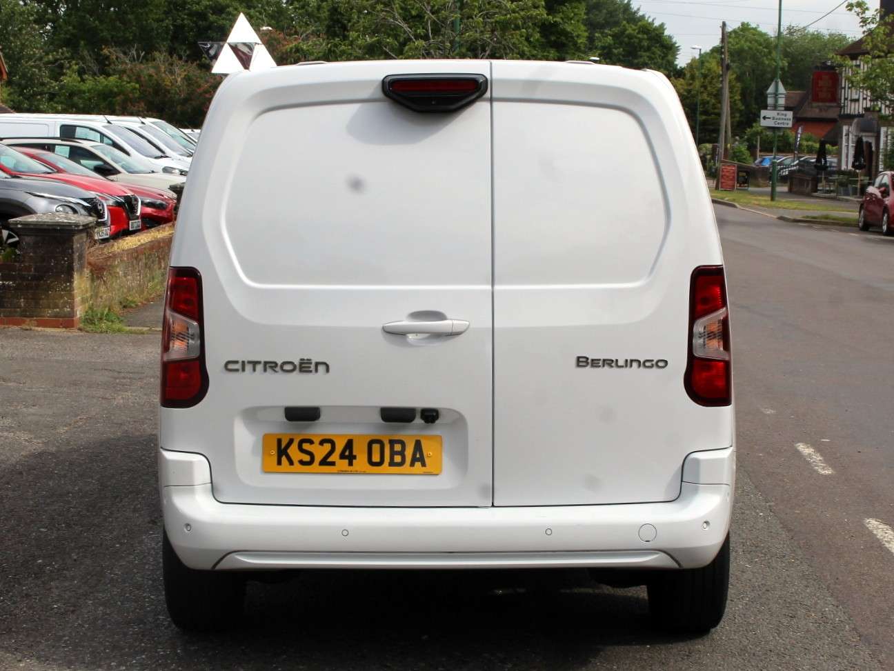 A 2024 CITROEN BERLINGO 1.5 BlueHDi 1000 Driver M Panel Van 5dr Diesel Manual SWB Euro 6 (s/s) (100 ps) A 2024 CITROEN BERLINGO 1.5 BlueHDi 1000 Driver M Panel Van 5dr Diesel Manual SWB Euro 6 (s/s) (100 ps)