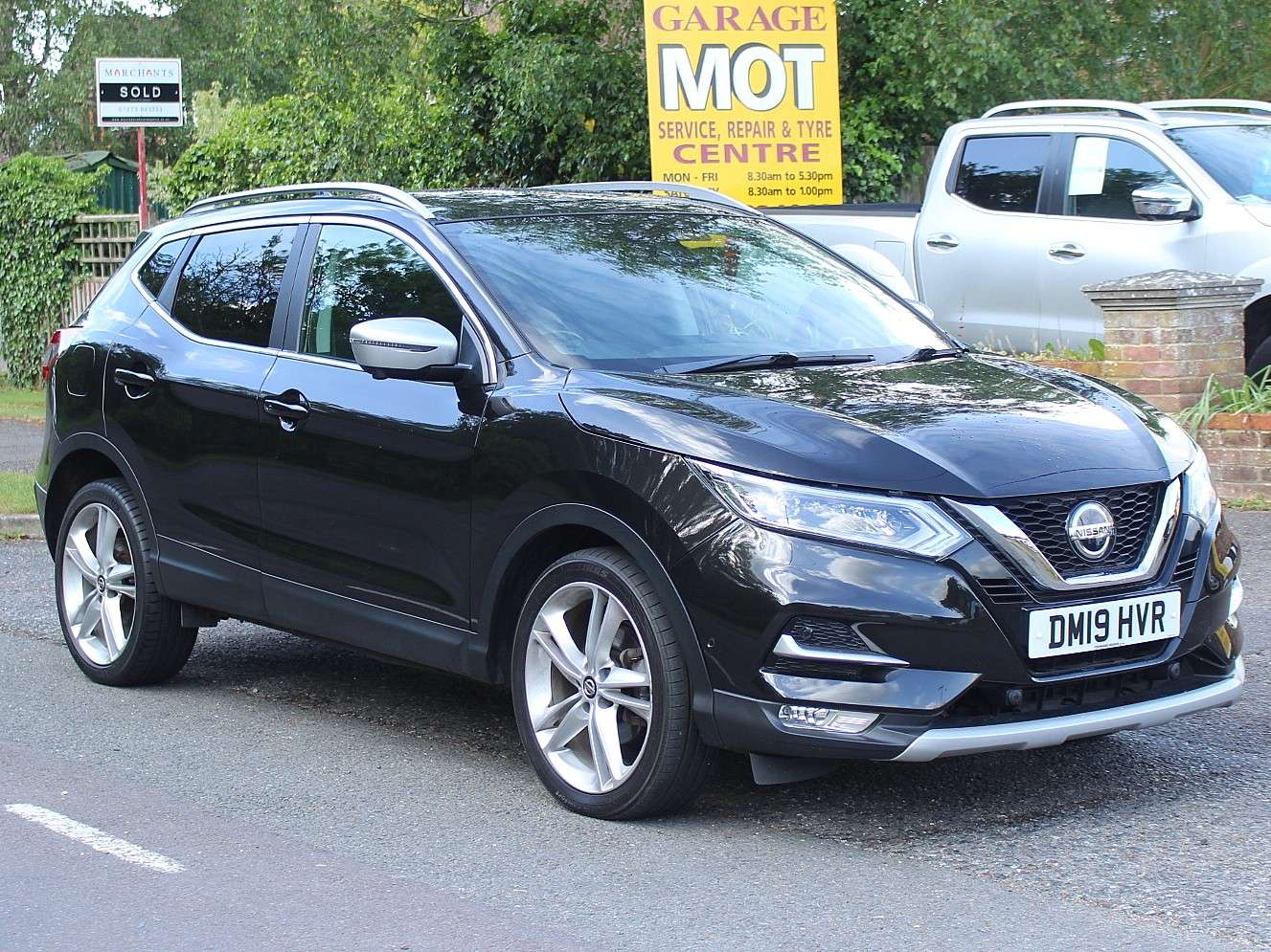 A 2019 NISSAN QASHQAI 1.3 DIG-T N-Motion SUV 5dr Petrol Manual Euro 6 (s/s) (140 ps) A 2019 NISSAN QASHQAI 1.3 DIG-T N-Motion SUV 5dr Petrol Manual Euro 6 (s/s) (140 ps)