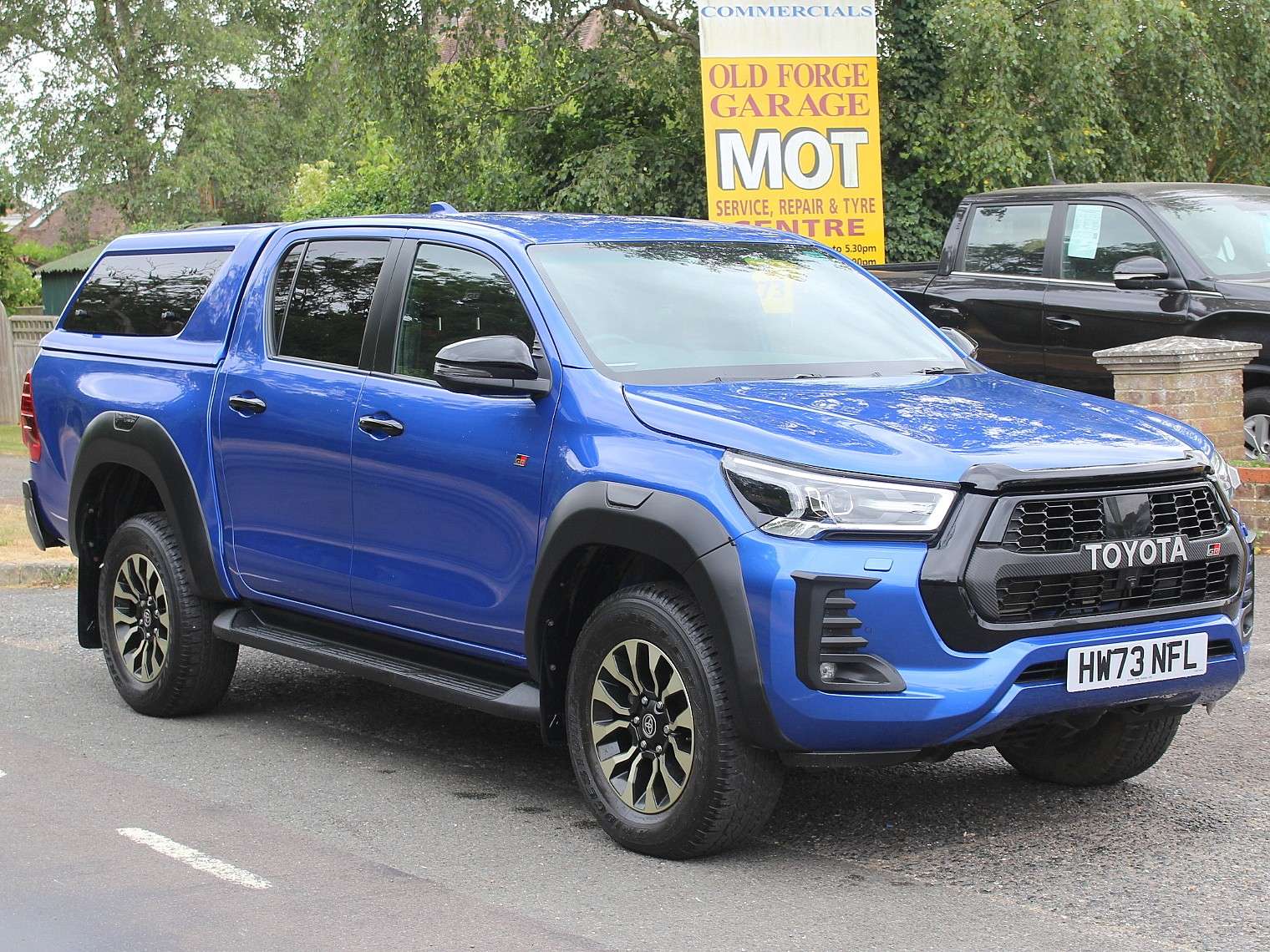 A 2024 TOYOTA HILUX 2.8 D-4D GR SPORT Pickup Double Cab 4dr Diesel Auto 4WD Euro 6 (s/s) (204 ps) A 2024 TOYOTA HILUX 2.8 D-4D GR SPORT Pickup Double Cab 4dr Diesel Auto 4WD Euro 6 (s/s) (204 ps)