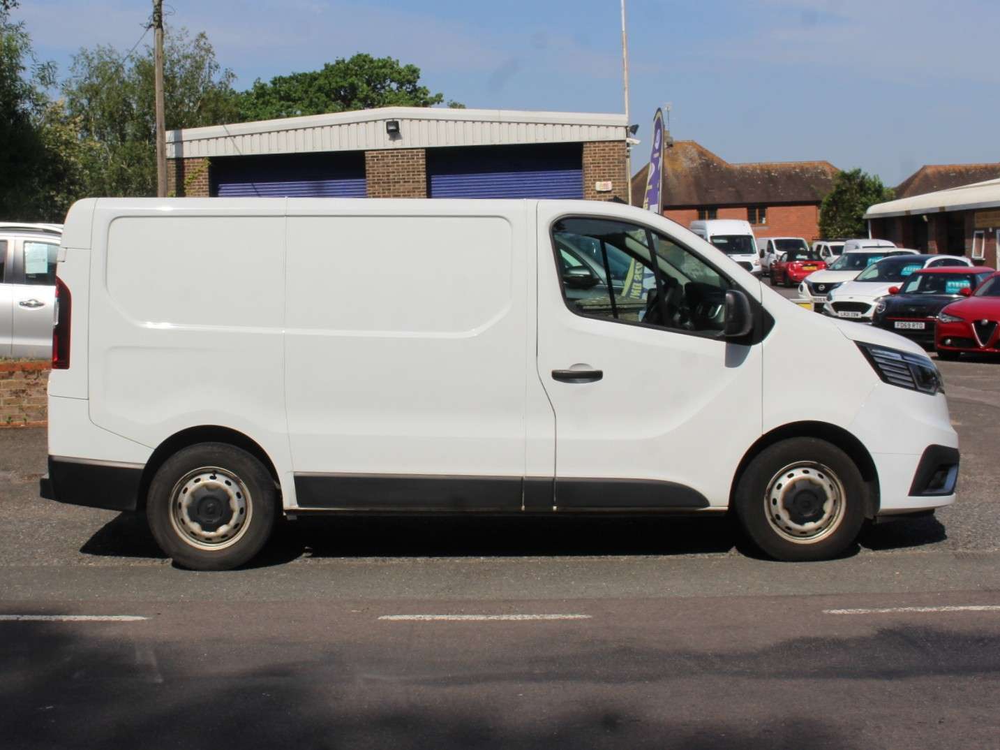 2023 RENAULT TRAFIC 2023 RENAULT TRAFIC