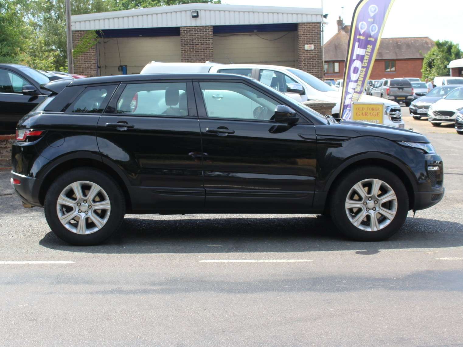 2017 LAND ROVER RANGE ROVER EVOQUE 2017 LAND ROVER RANGE ROVER EVOQUE