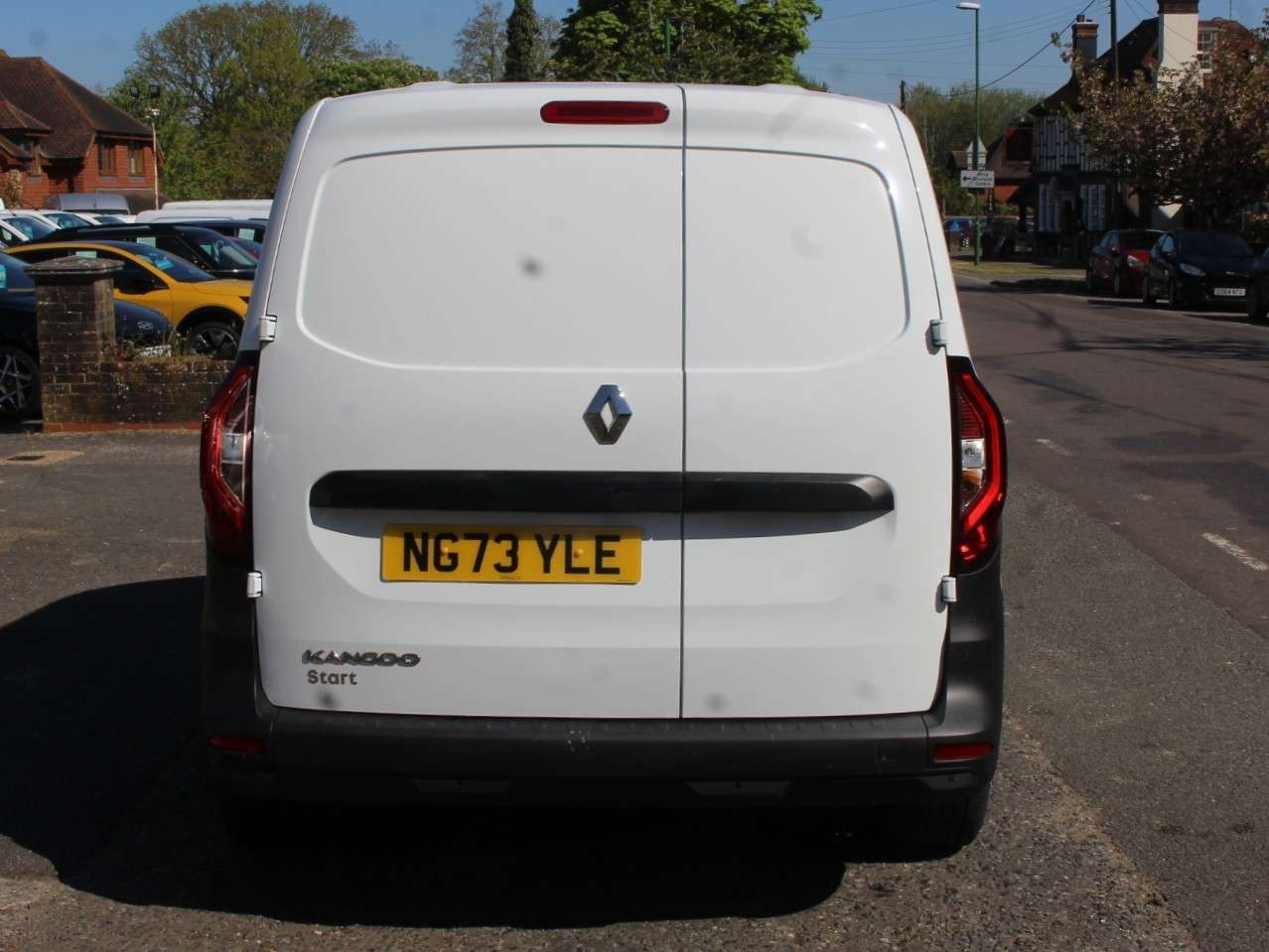 A 2024 RENAULT KANGOO 1.5 dCi Blue ENERGY ML19 Start Panel Van 6dr Diesel Manual MWB Euro 6 (s/s) (95 ps) A 2024 RENAULT KANGOO 1.5 dCi Blue ENERGY ML19 Start Panel Van 6dr Diesel Manual MWB Euro 6 (s/s) (95 ps)