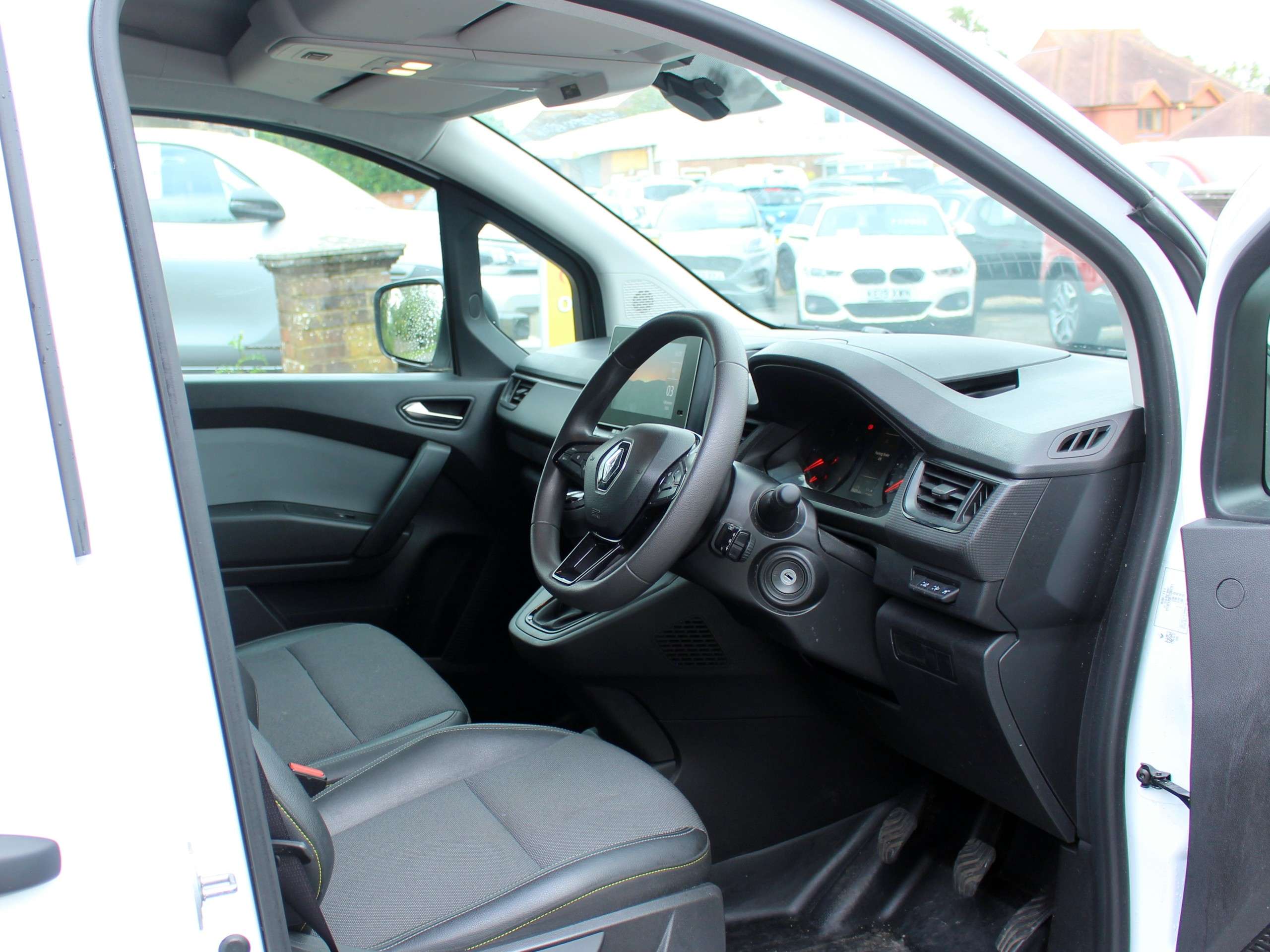 2024 RENAULT KANGOO 2024 RENAULT KANGOO