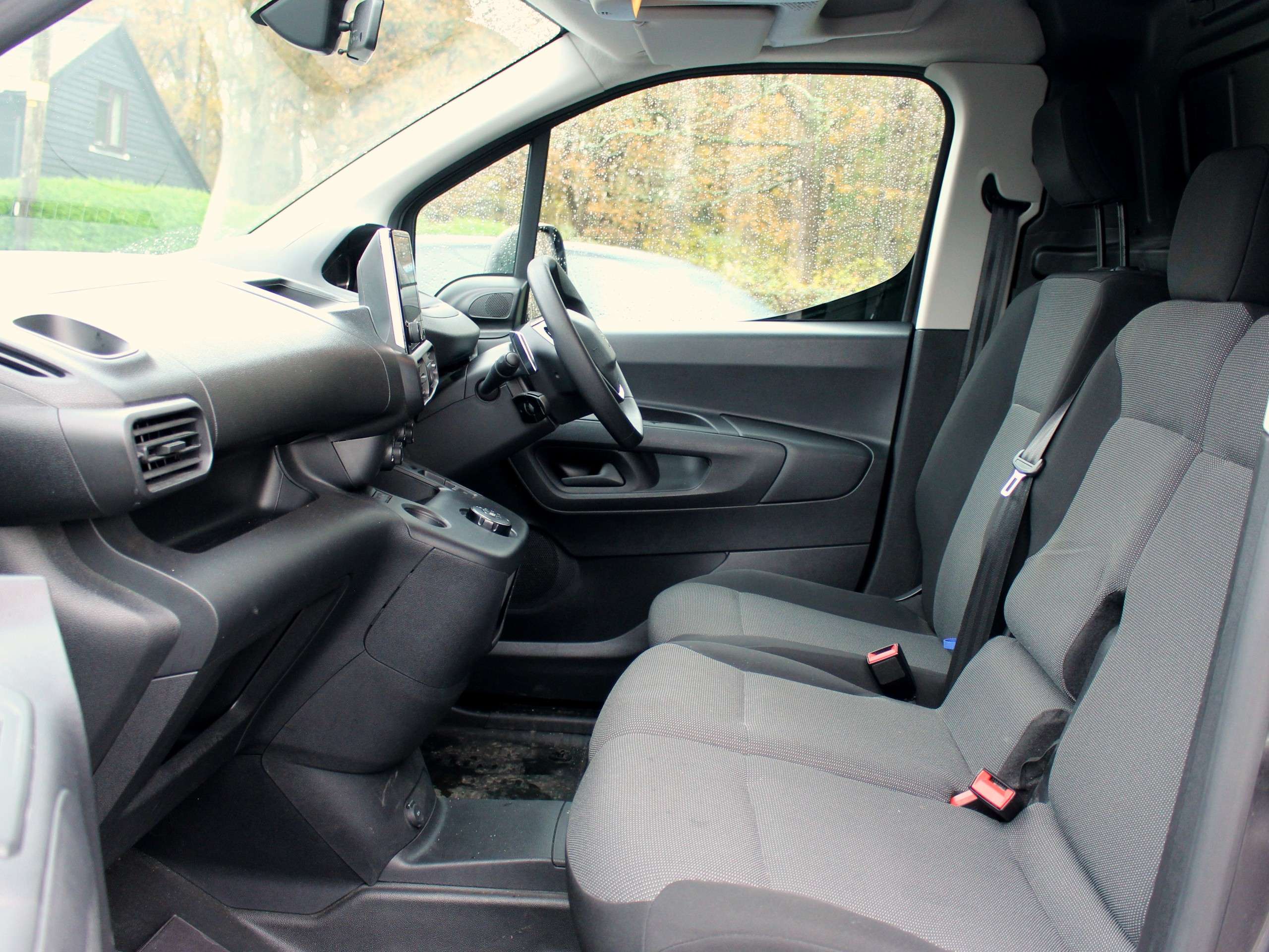 A 2023 PEUGEOT PARTNER 1.5 BlueHDi 1000 Professional Premium + Standard Panel Van 5dr Diesel EAT8 SWB Euro 6 (s/s) (130 bhp) A 2023 PEUGEOT PARTNER 1.5 BlueHDi 1000 Professional Premium + Standard Panel Van 5dr Diesel EAT8 SWB Euro 6 (s/s) (130 bhp)