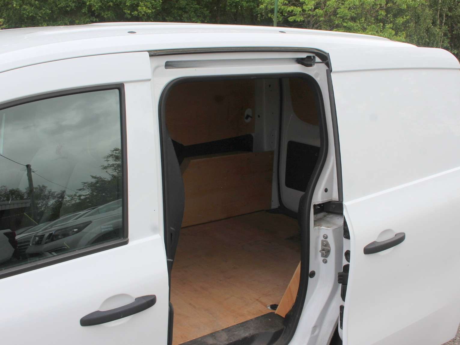 2024 RENAULT KANGOO 2024 RENAULT KANGOO