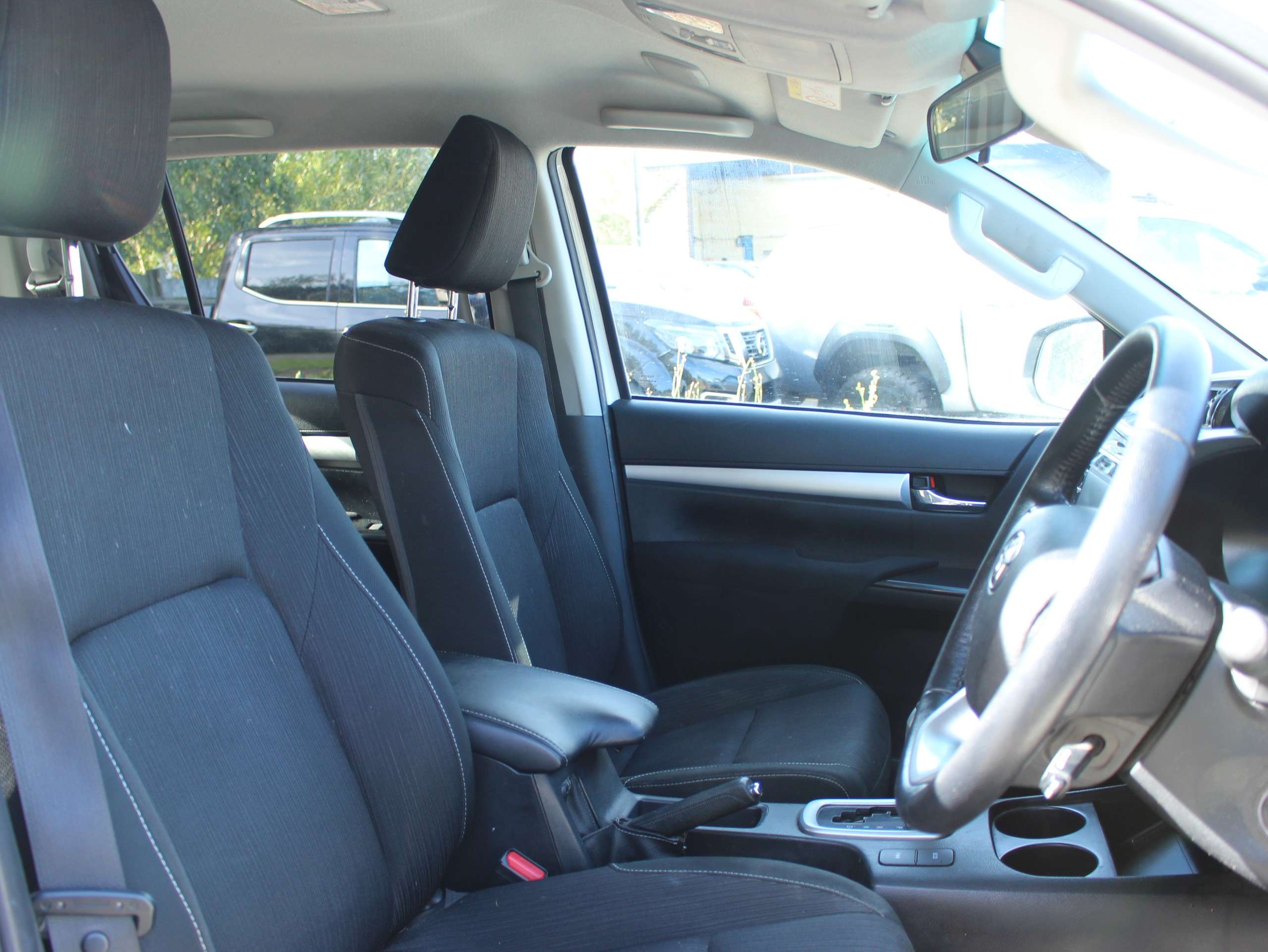 2022 TOYOTA HILUX 2022 TOYOTA HILUX