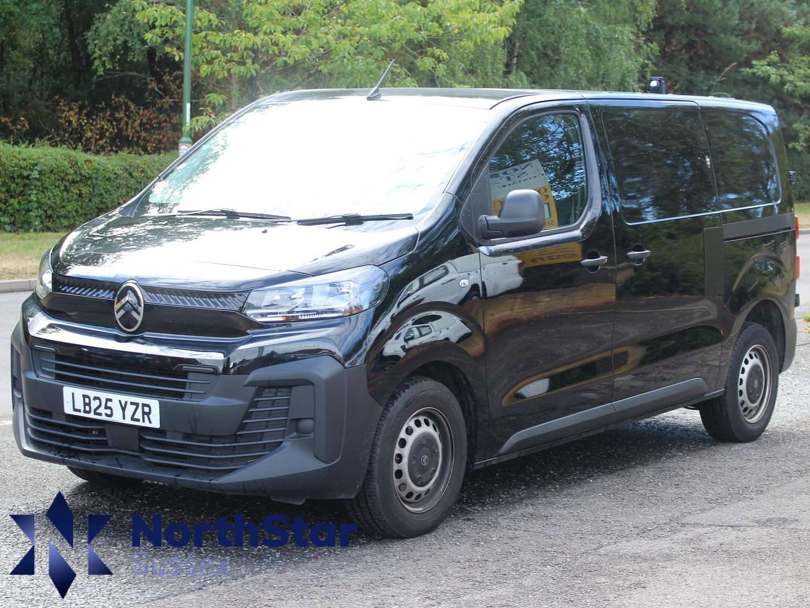 A 2025 CITROEN DISPATCH 1.5 BlueHDi Enterprise M Panel Van 6dr Diesel Manual MWB Euro 6 (s/s) (120 ps) A 2025 CITROEN DISPATCH 1.5 BlueHDi Enterprise M Panel Van 6dr Diesel Manual MWB Euro 6 (s/s) (120 ps)