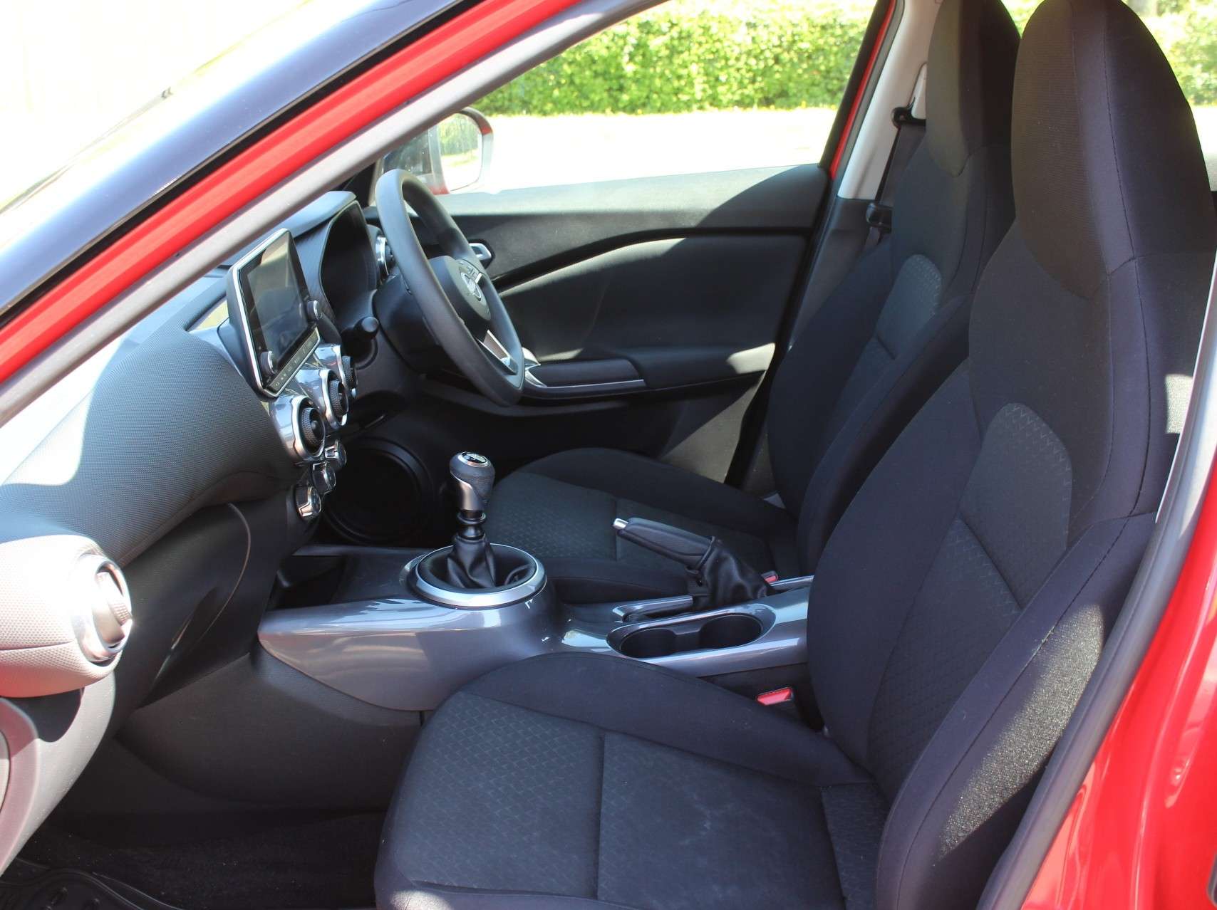 A 2023 NISSAN JUKE 1.0 DIG-T Acenta SUV 5dr Petrol Manual Euro 6 (s/s) (114 ps) A 2023 NISSAN JUKE 1.0 DIG-T Acenta SUV 5dr Petrol Manual Euro 6 (s/s) (114 ps)