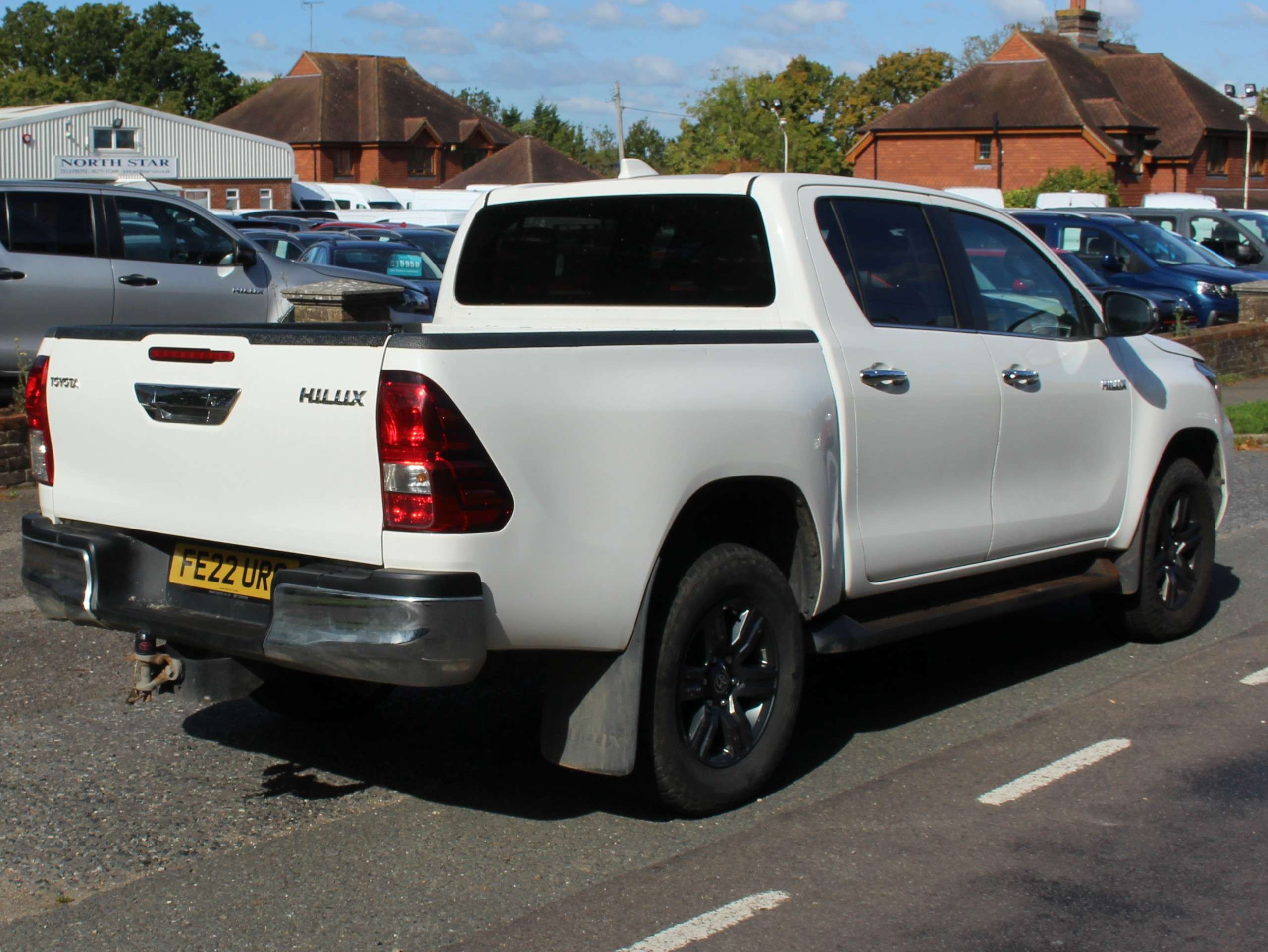2022 TOYOTA HILUX 2022 TOYOTA HILUX