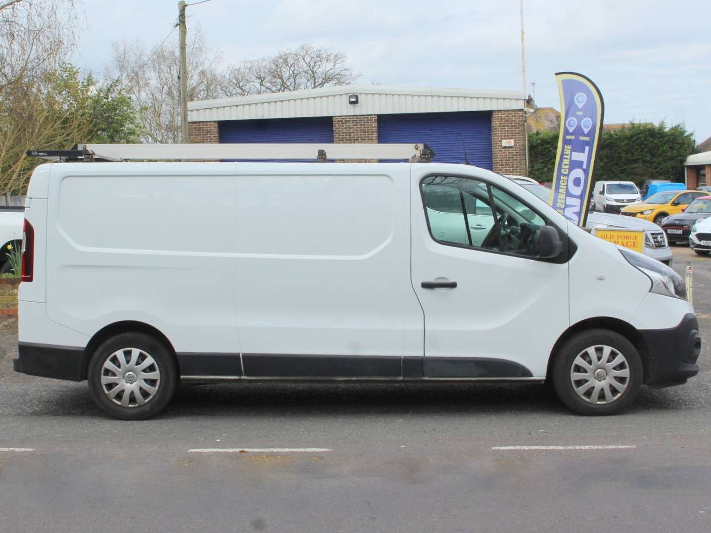 2021 RENAULT TRAFIC 2021 RENAULT TRAFIC