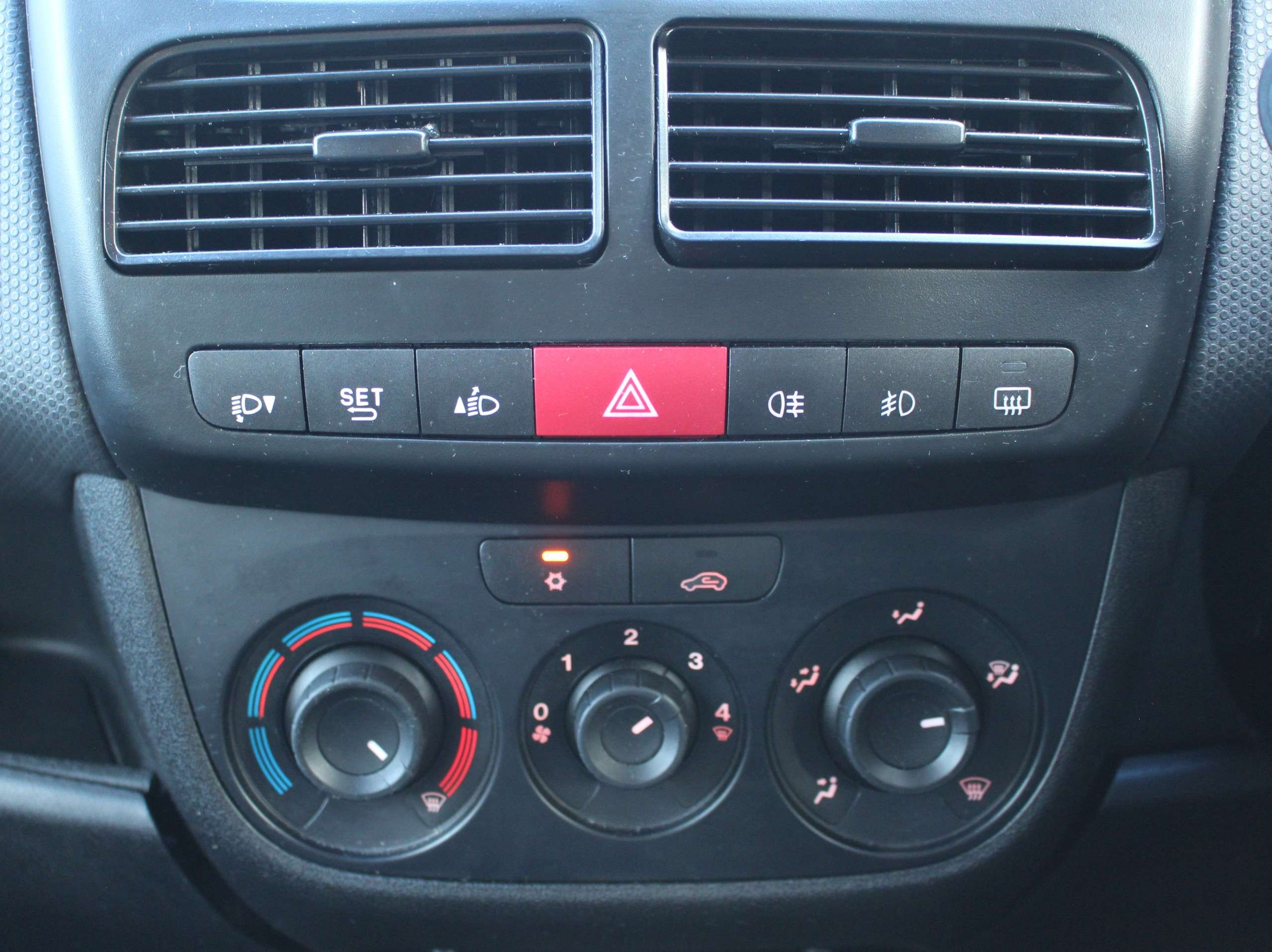 2017 FIAT DOBLO 2017 FIAT DOBLO