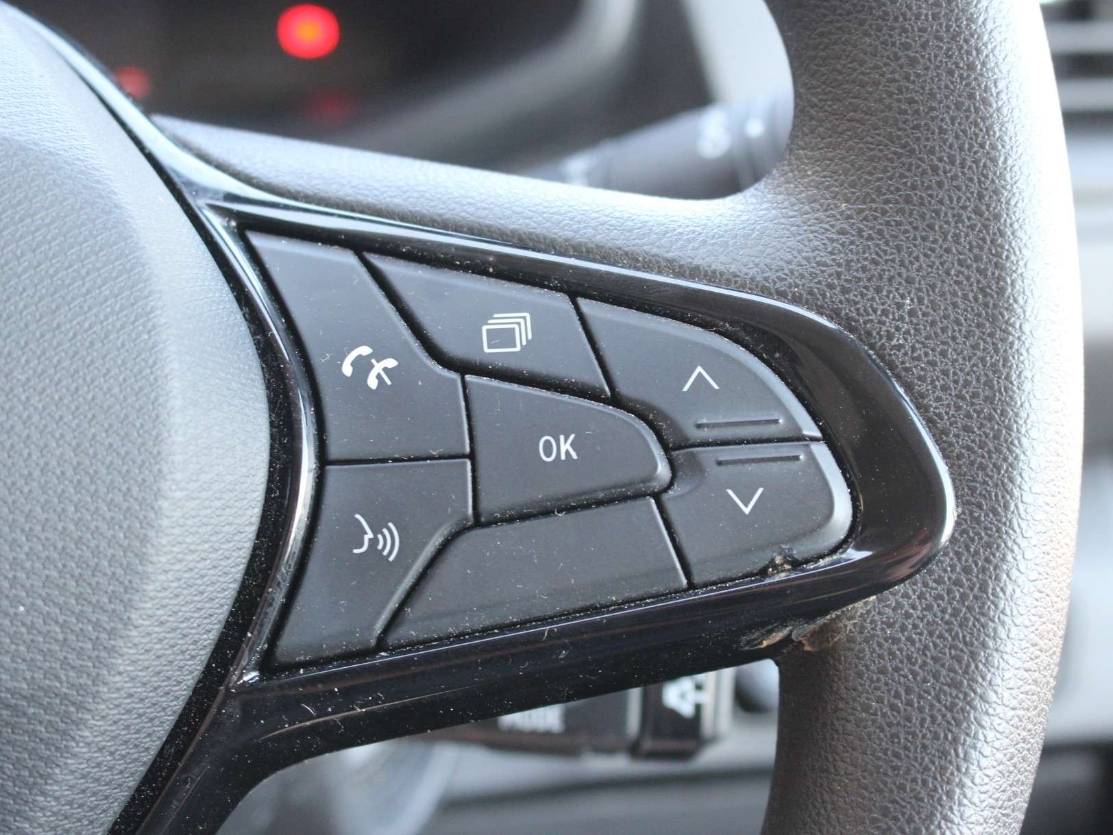 2024 RENAULT TRAFIC 2024 RENAULT TRAFIC