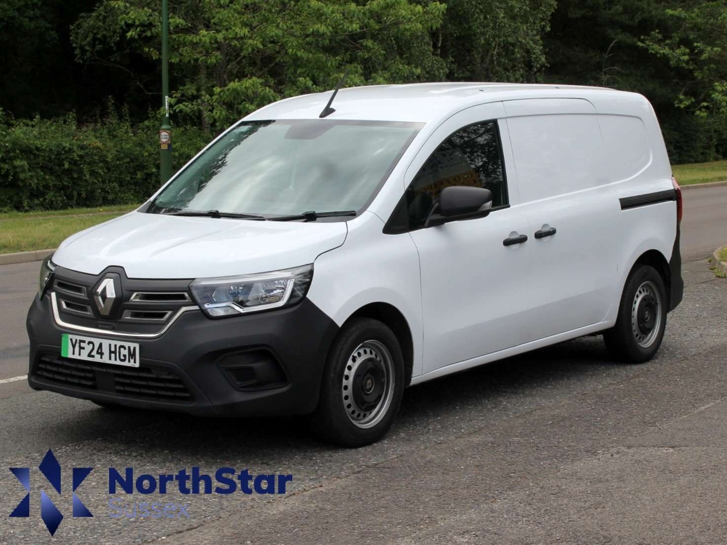 A 2024 RENAULT KANGOO LL21 90kW 44kWh L2 Start Van Auto A 2024 RENAULT KANGOO LL21 90kW 44kWh L2 Start Van Auto