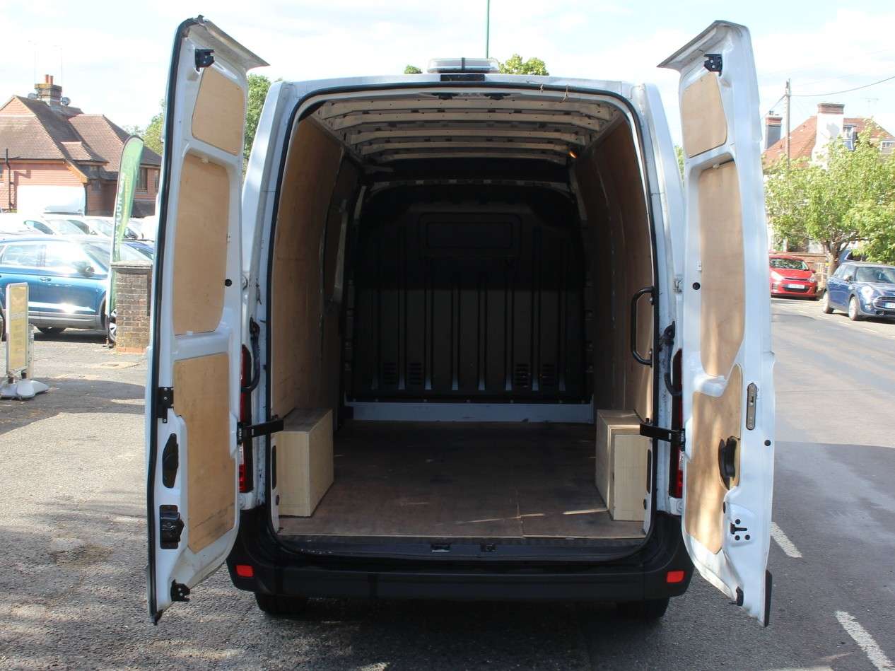 A 2023 RENAULT MASTER 2.3 dCi 35 Start Panel Van 4dr Diesel Manual FWD LWB Medium Roof Euro 6 (135 ps) A 2023 RENAULT MASTER 2.3 dCi 35 Start Panel Van 4dr Diesel Manual FWD LWB Medium Roof Euro 6 (135 ps)