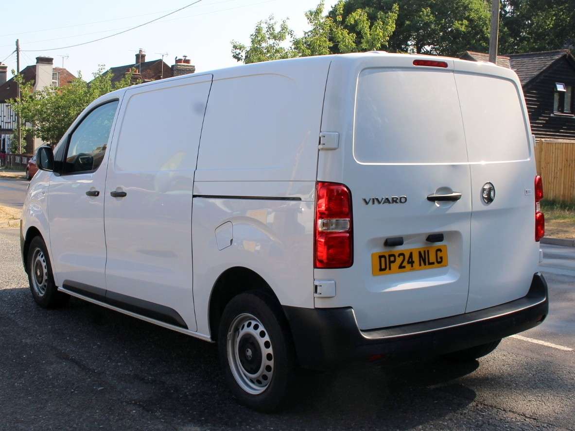 A 2024 VAUXHALL VIVARO 1.5 Turbo D Prime Panel Van 6dr Diesel Manual SWB Euro 6 (s/s) (120 ps) A 2024 VAUXHALL VIVARO 1.5 Turbo D Prime Panel Van 6dr Diesel Manual SWB Euro 6 (s/s) (120 ps)
