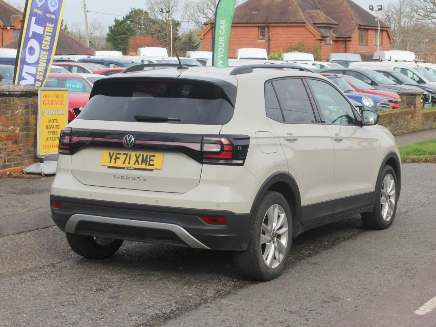 A 2021 VOLKSWAGEN T-CROSS 1.0 TSI Active SUV 5dr Petrol DSG Euro 6 (s/s) (110 ps) A 2021 VOLKSWAGEN T-CROSS 1.0 TSI Active SUV 5dr Petrol DSG Euro 6 (s/s) (110 ps)