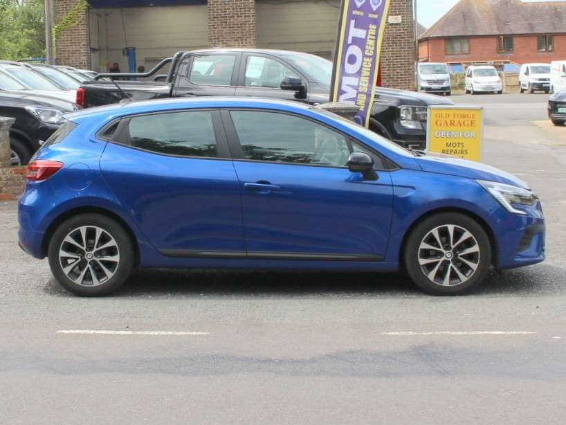 2022 RENAULT CLIO 2022 RENAULT CLIO