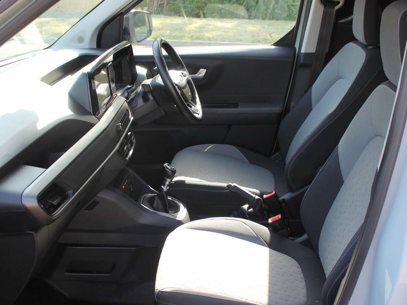 2024 FORD TRANSIT COURIER 2024 FORD TRANSIT COURIER