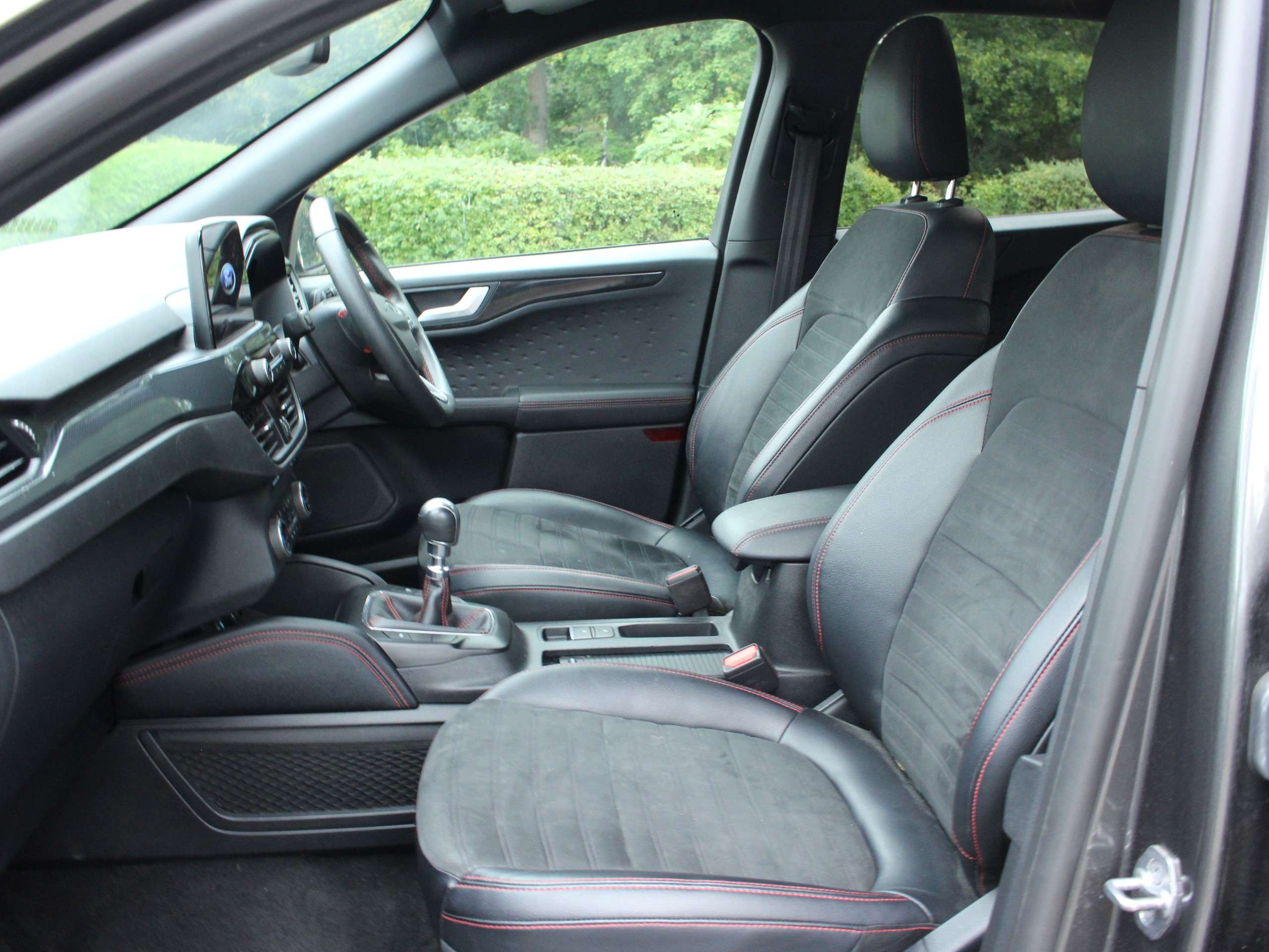 A 2021 FORD KUGA 1.5 EcoBlue ST-Line X Edition SUV 5dr Diesel Manual Euro 6 (s/s) (120 ps) A 2021 FORD KUGA 1.5 EcoBlue ST-Line X Edition SUV 5dr Diesel Manual Euro 6 (s/s) (120 ps)