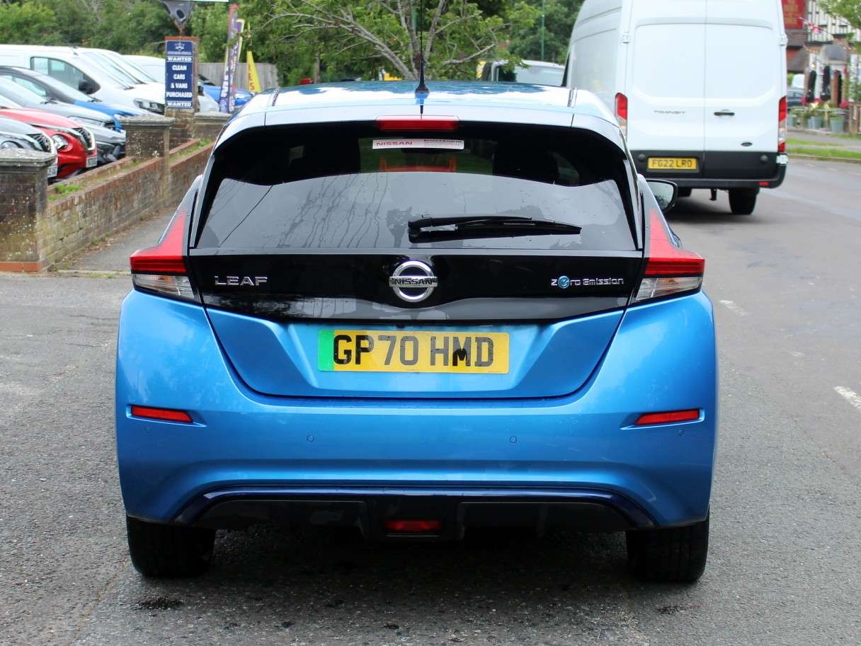 A 2020 NISSAN LEAF 62kWh e+ n-tec Hatchback 5dr Electric Auto (217 ps) A 2020 NISSAN LEAF 62kWh e+ n-tec Hatchback 5dr Electric Auto (217 ps)