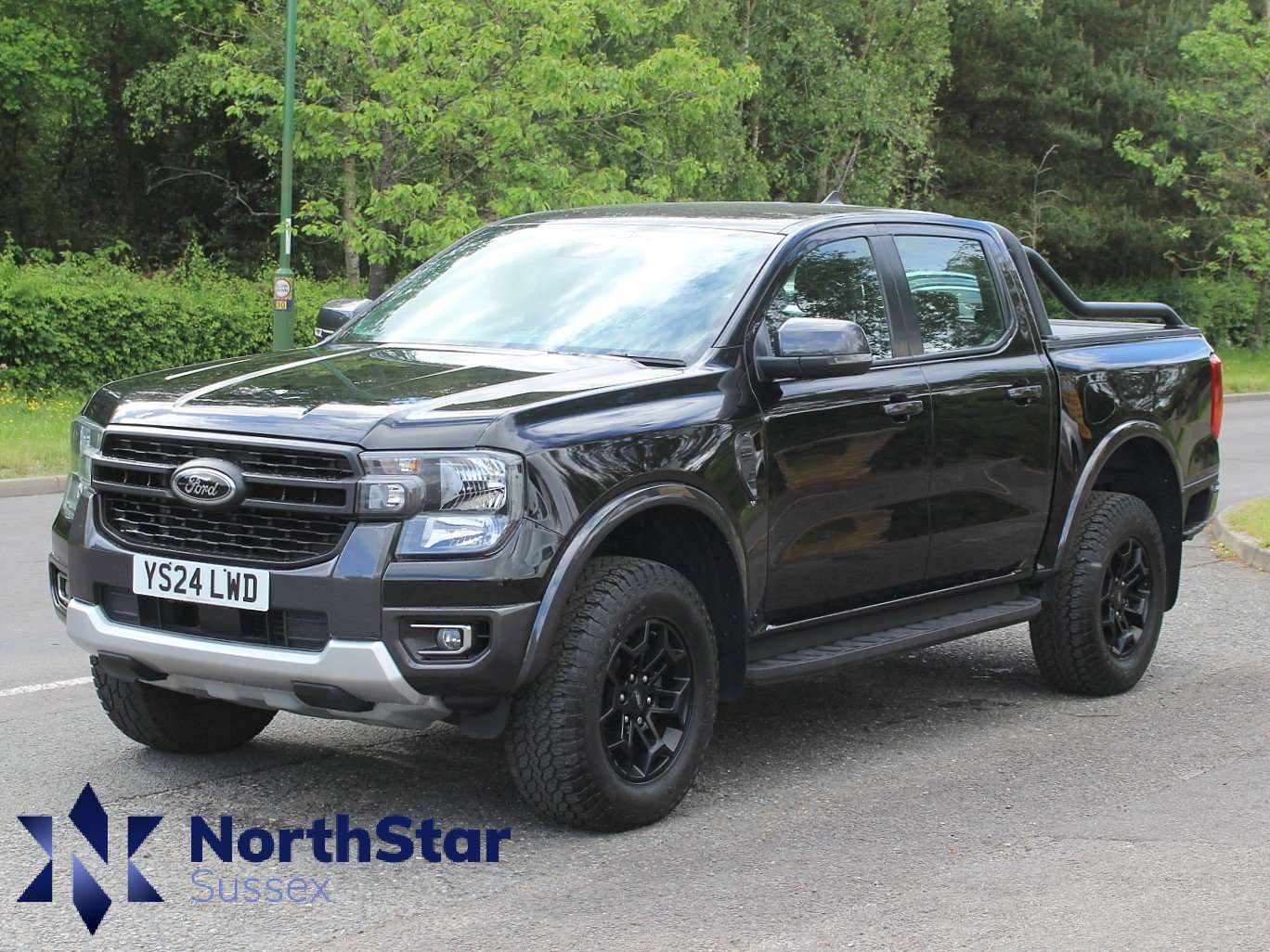 A 2024 FORD RANGER 2.0 TD EcoBlue Tremor Pickup Double Cab 4dr Diesel Auto 4WD Euro 6 (s/s) (205 ps) A 2024 FORD RANGER 2.0 TD EcoBlue Tremor Pickup Double Cab 4dr Diesel Auto 4WD Euro 6 (s/s) (205 ps)